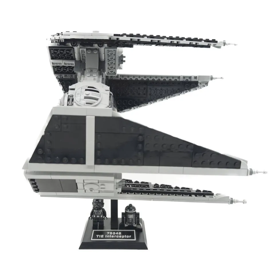 Display Stand for LEGO Star Wars 75348 Mandalorian Fang Fighter vs