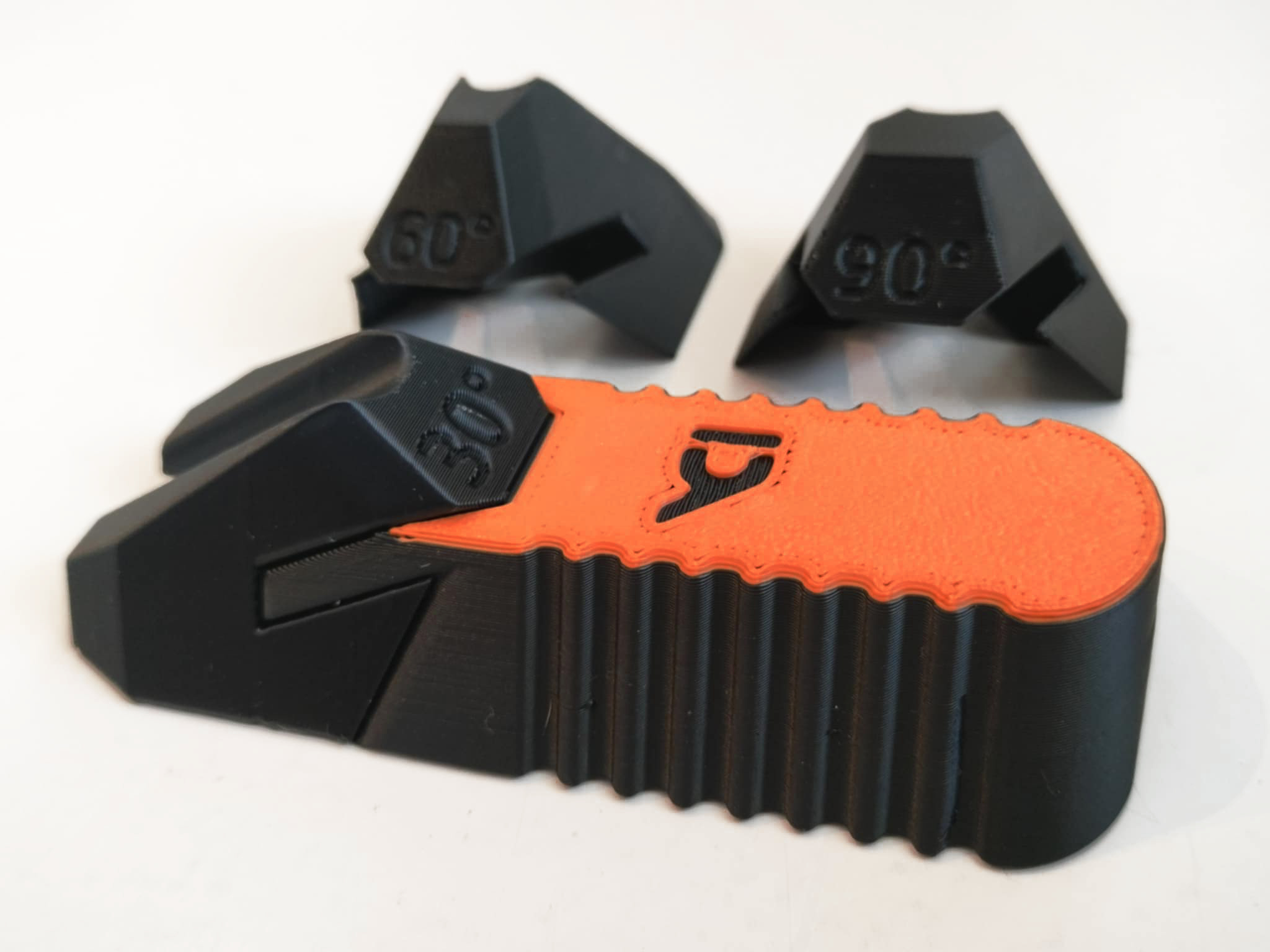 Miniatura 2 do modelo 3D Drill Angle Tool