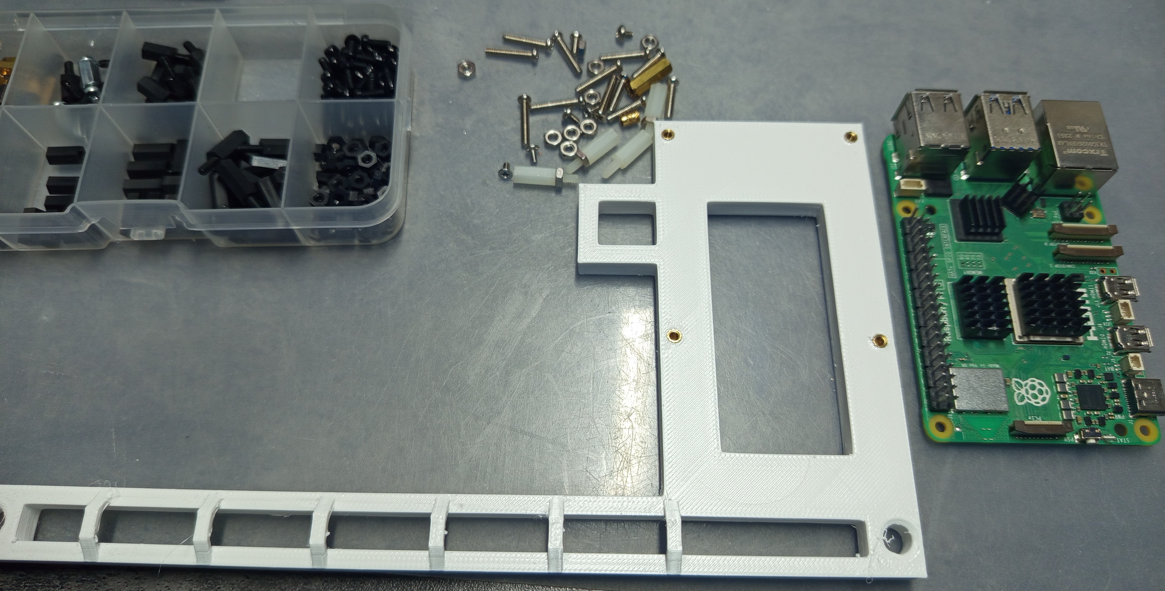 VESA 200 Raspberry Pi mount — thumbnail 2
