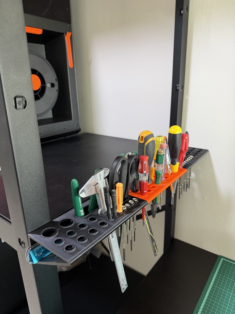 IKEA Bror tools Shelf