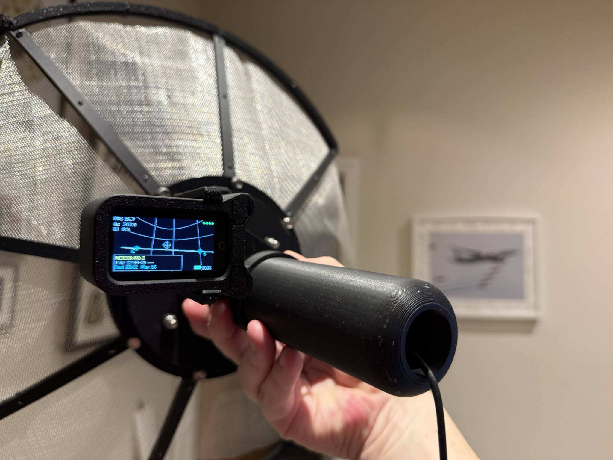 SatTrack - Gyro 3D POV Aim assist for Satellite Tracking
