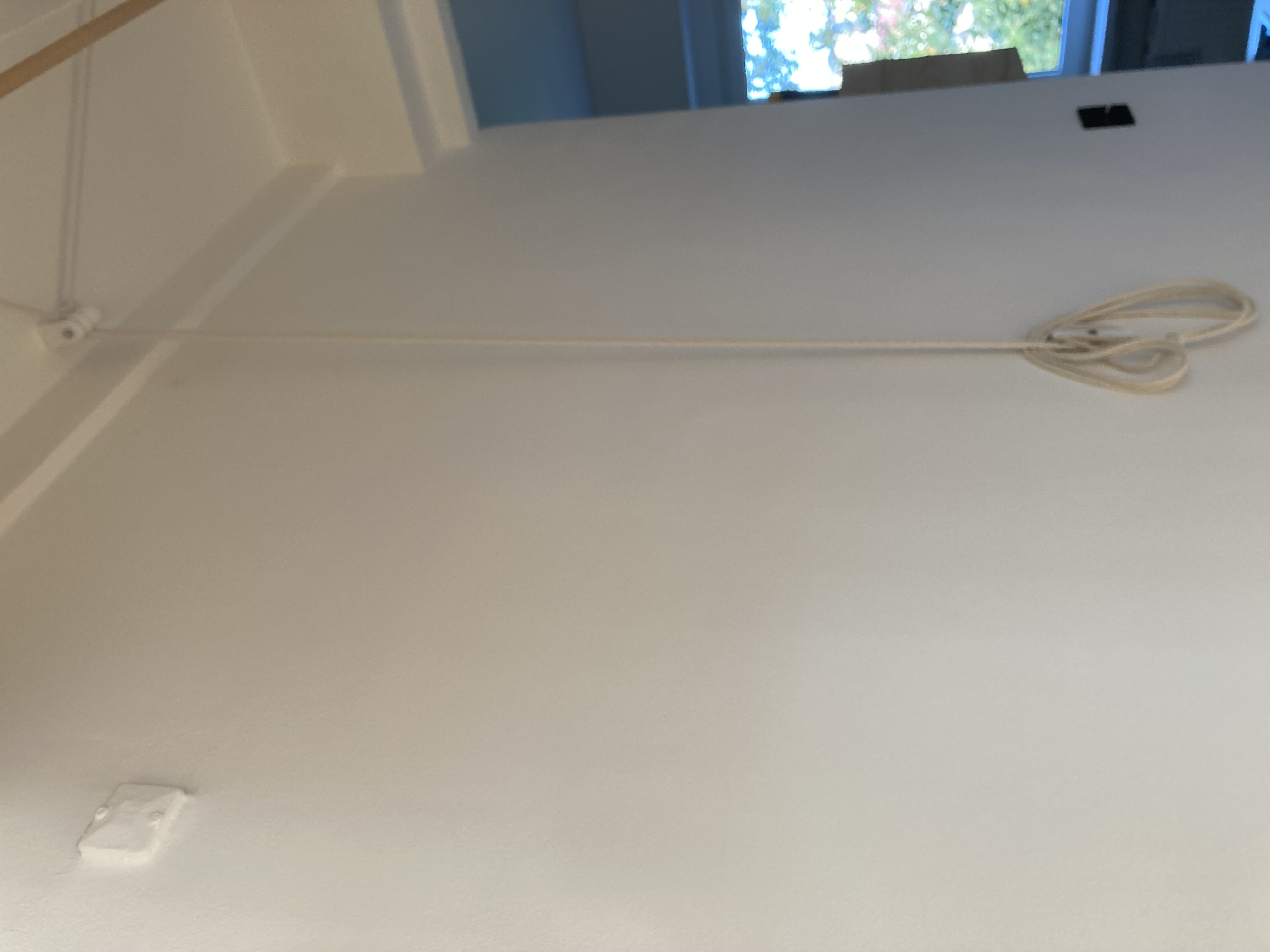 Ceiling hanging airer — thumbnail 6