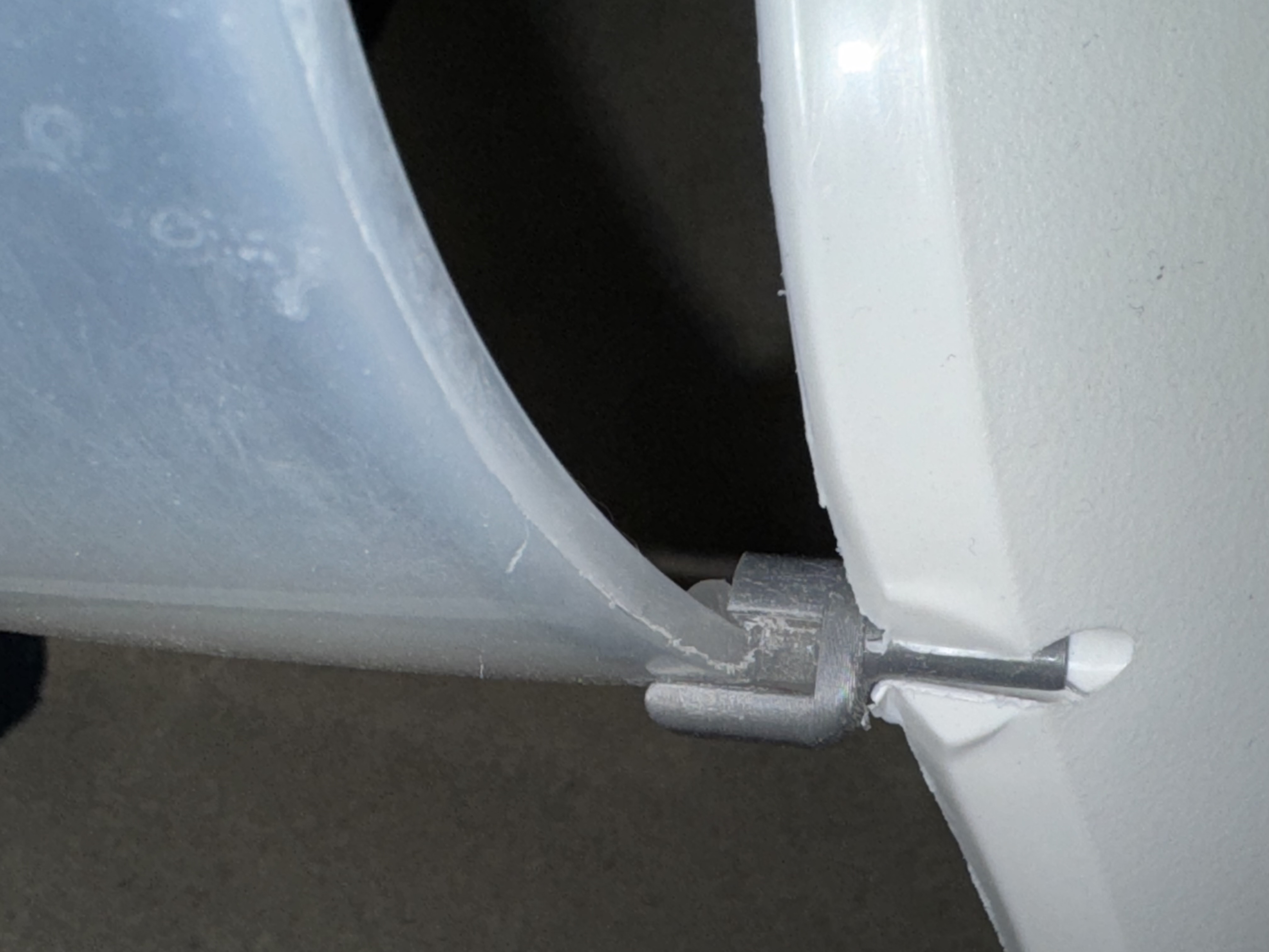 Cat litter box holder