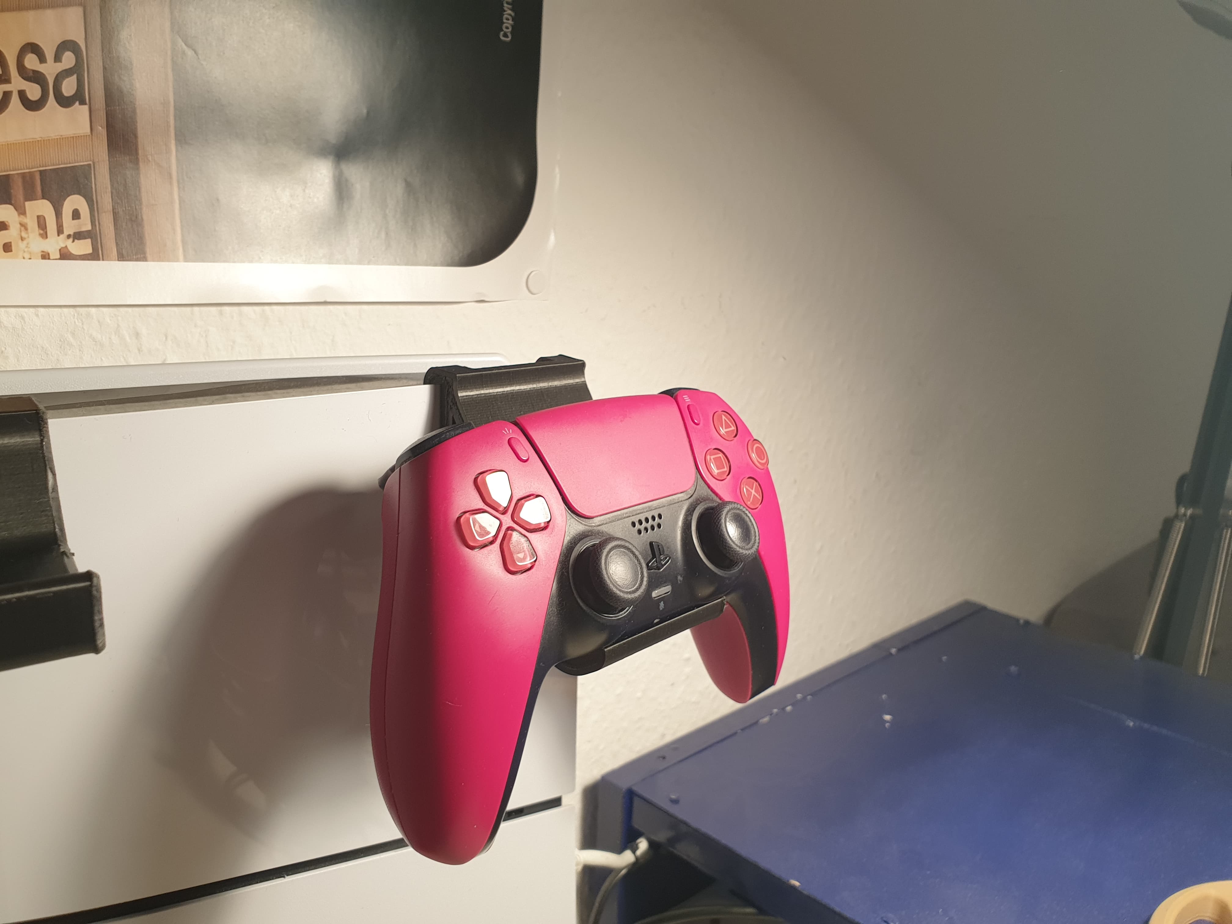PS 5 controller holder