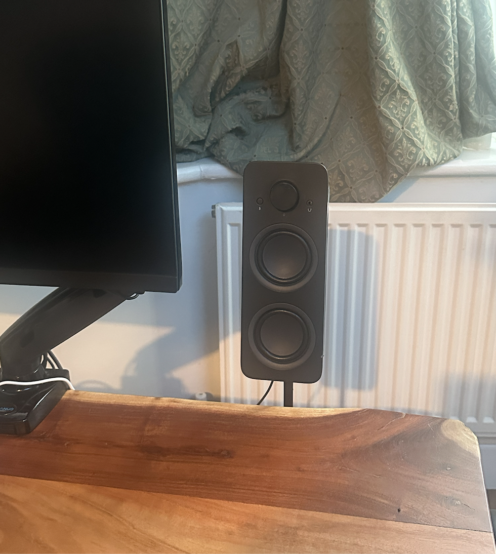 Logitech Z207 speaker desk mount