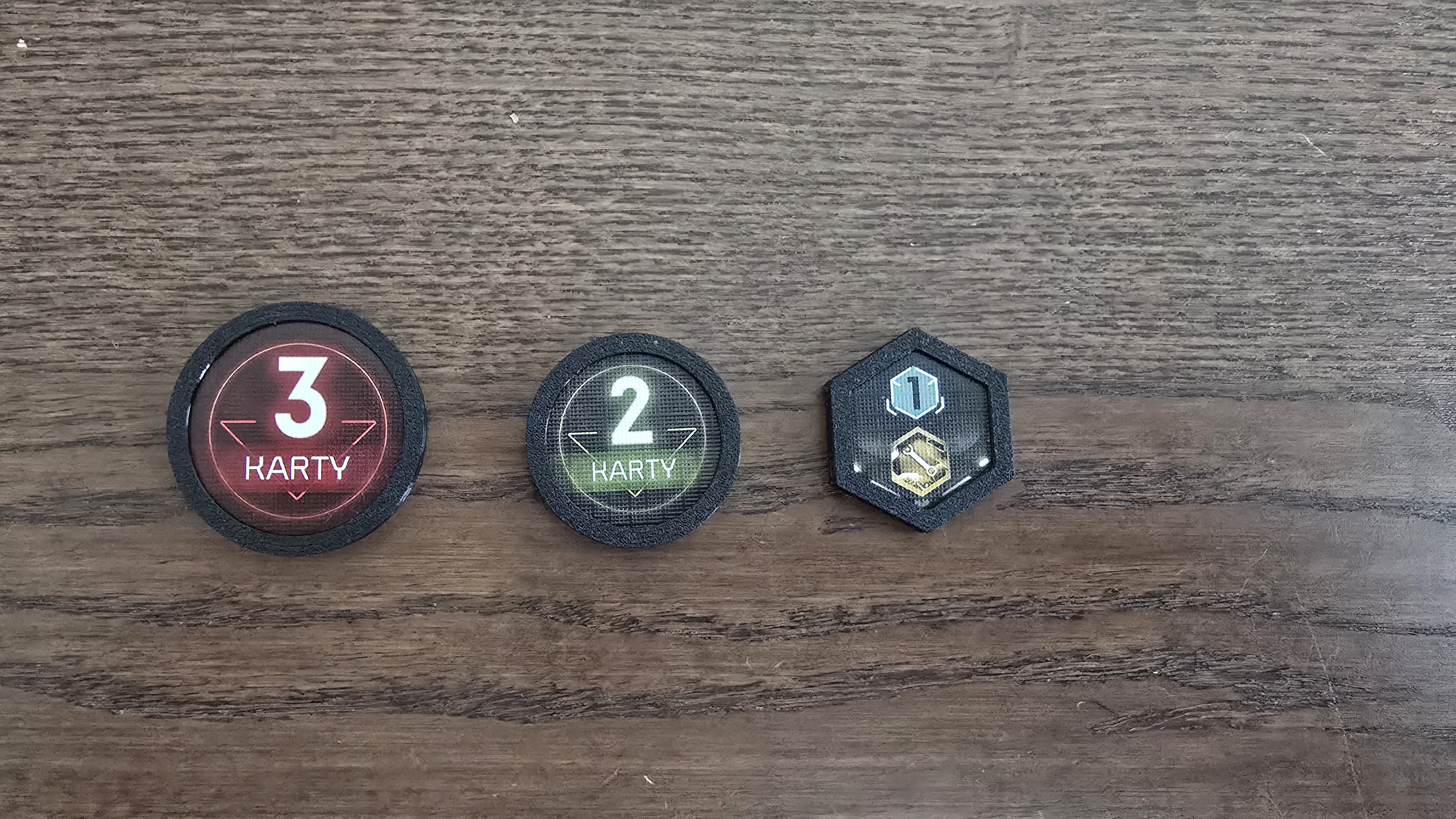 Shell token 30, 25 mm and polygon 6 x 21mm (Nemesis)