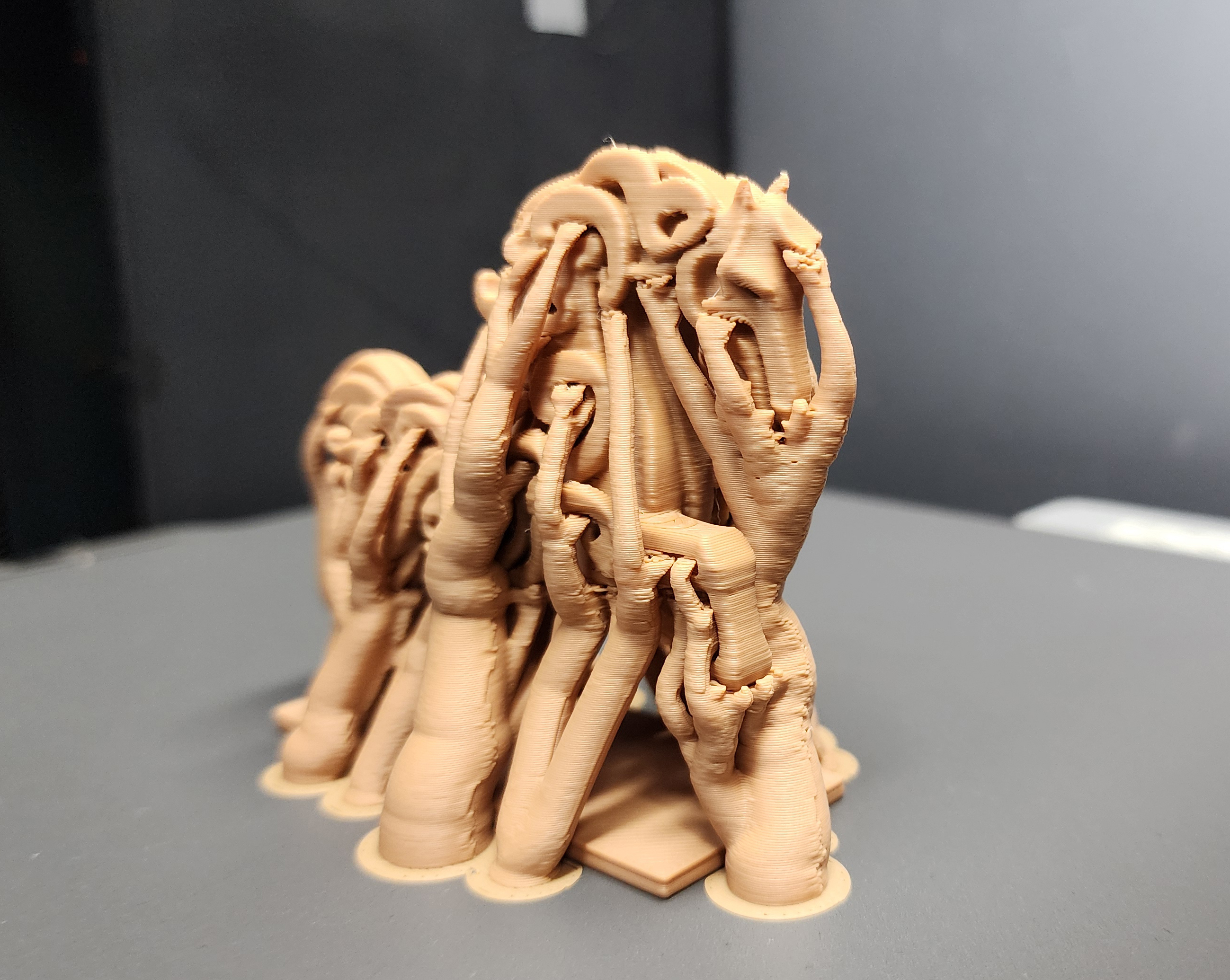 Wood-Carved Horse — miniatura 6