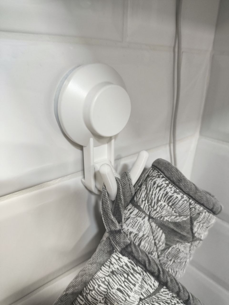 Hack TISKEN Ikea hooks: single hook and double hook.