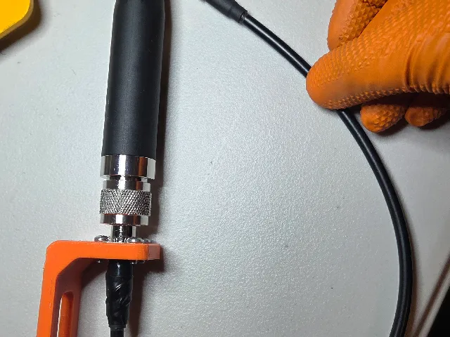 Simple N-Connector Antenna Mount