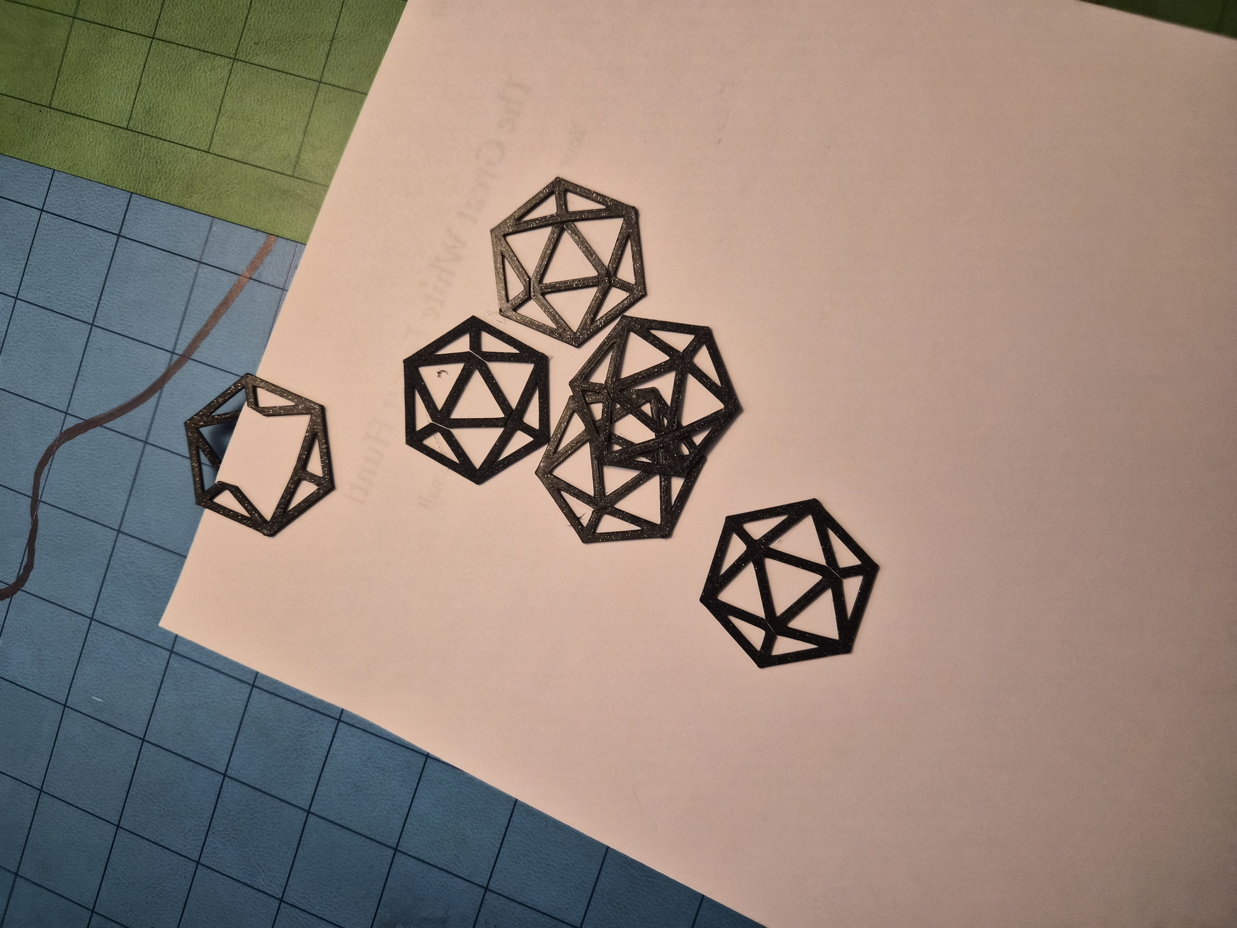 D20 Paperclip — thumbnail 2