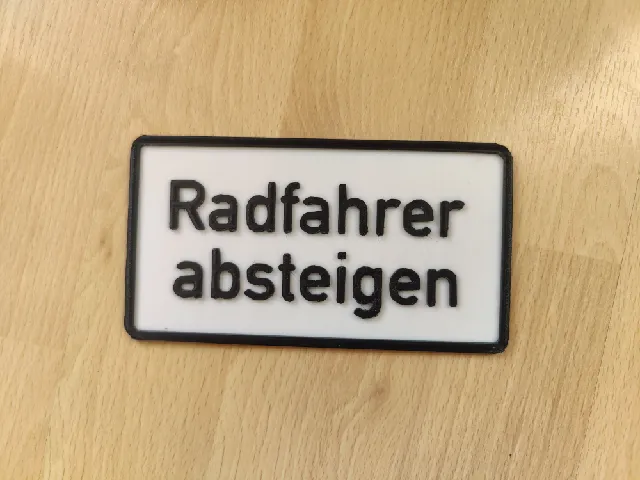 Radfahrer absteigen Schild