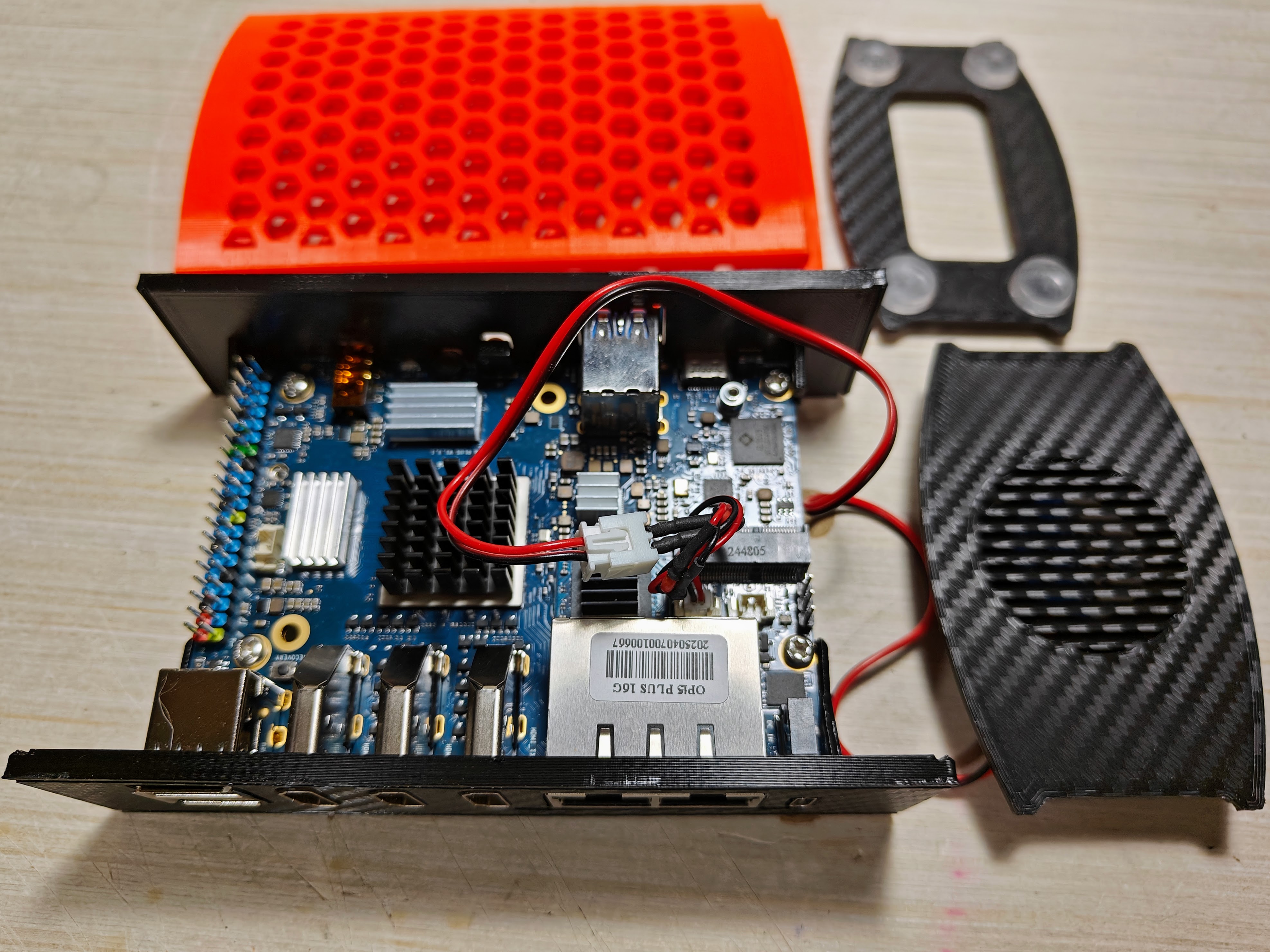 Miniatura 2 do modelo 3D Orange Pi 5 Plus Tower Case Version 2