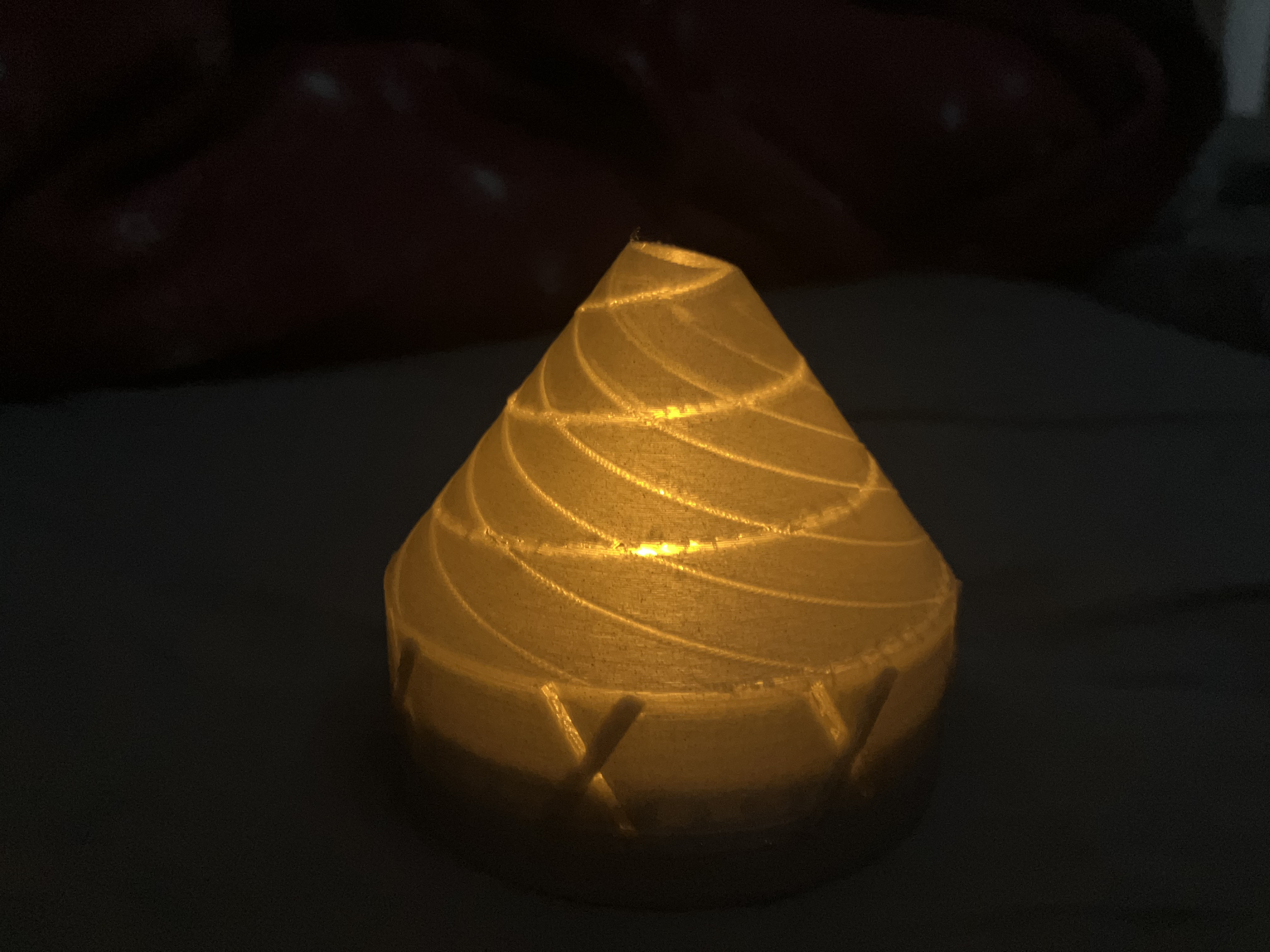 Svítící homole pro LED čajovou svíčku/ LED Tealight Housing