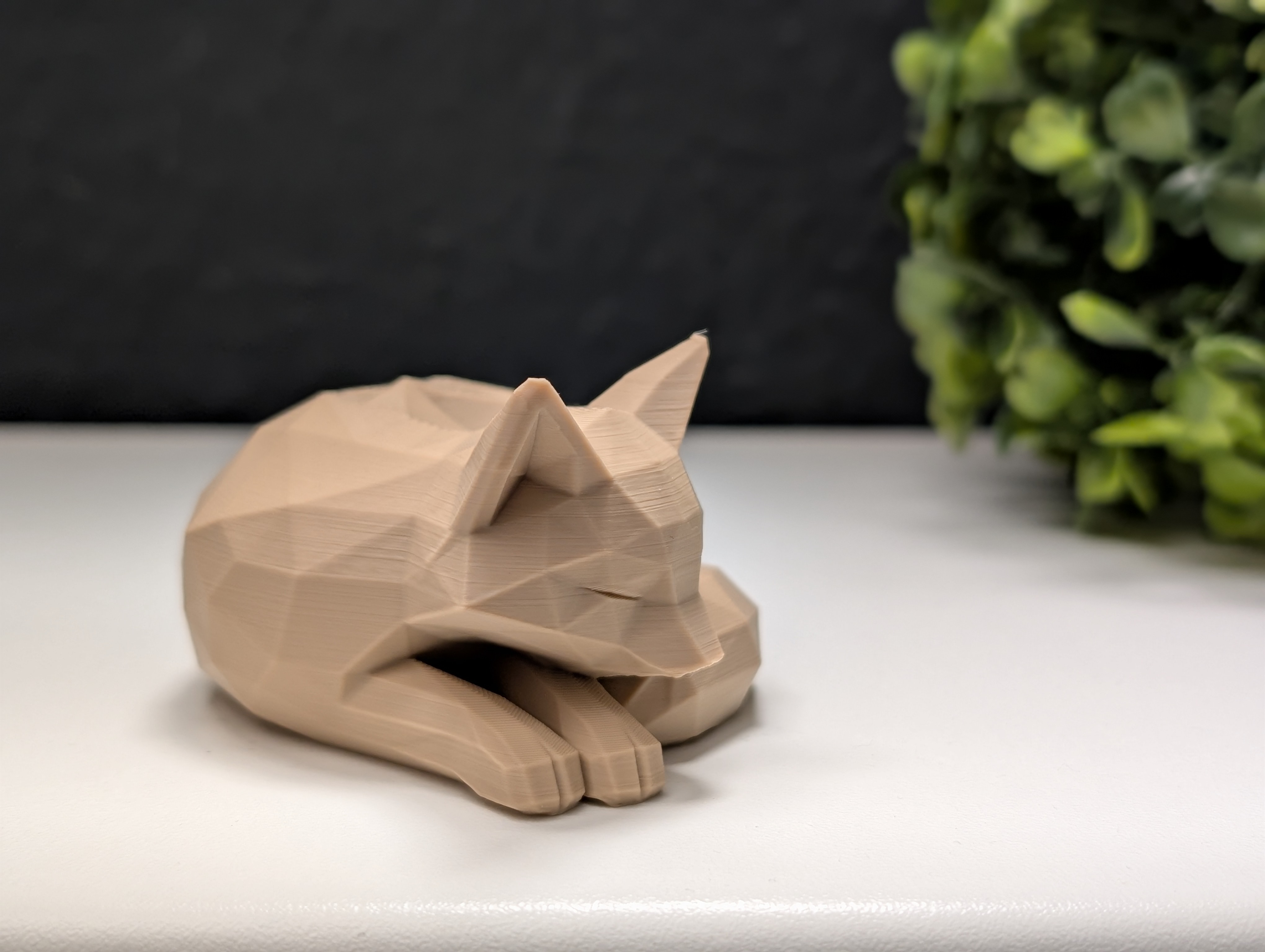 Miniatura 3 do modelo 3D Low Poly Sleeping Fox