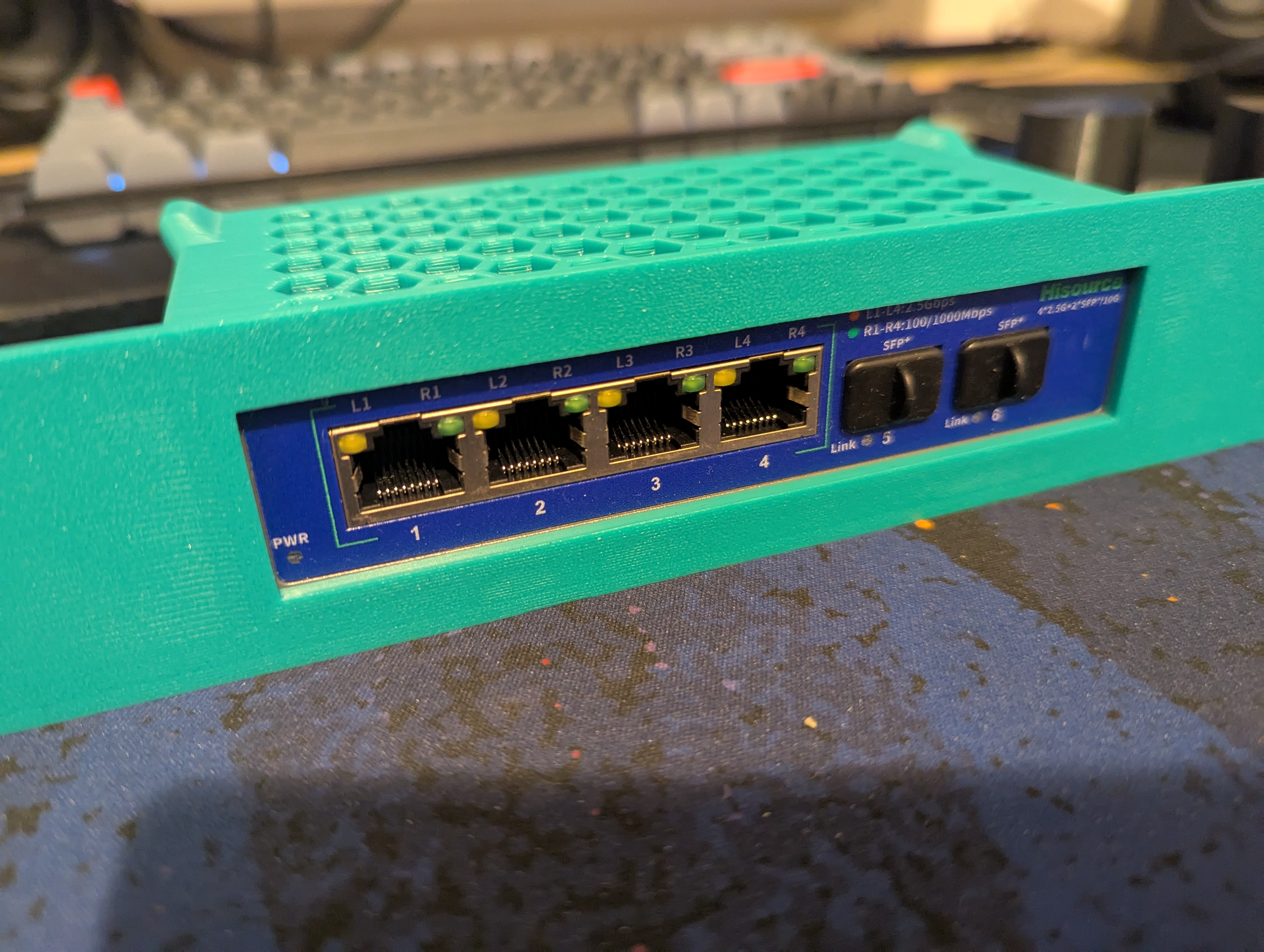Hisource switch 10 inch rackmount