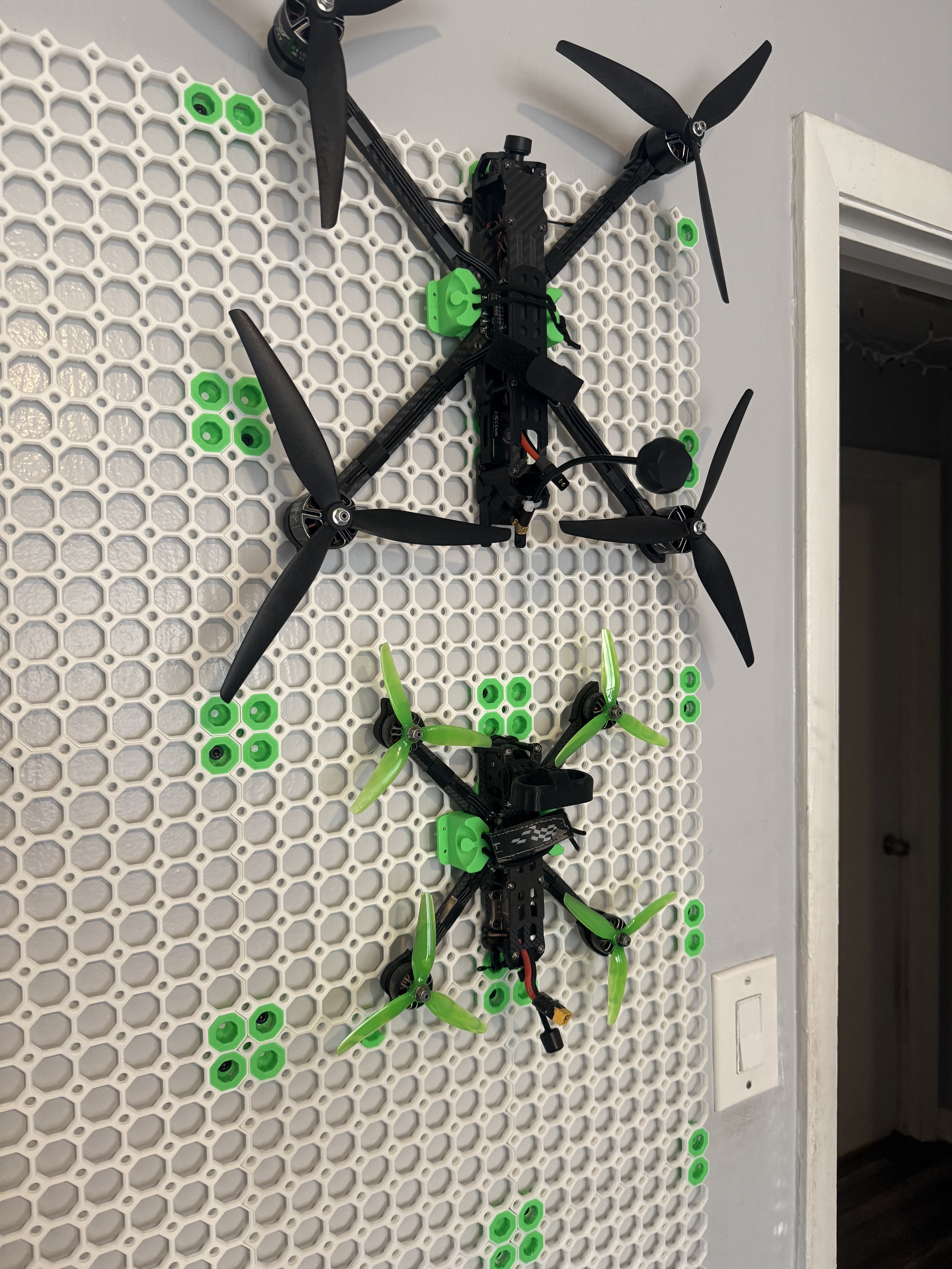 Universal FPV Mount, Peg Board, Wall, *Molle