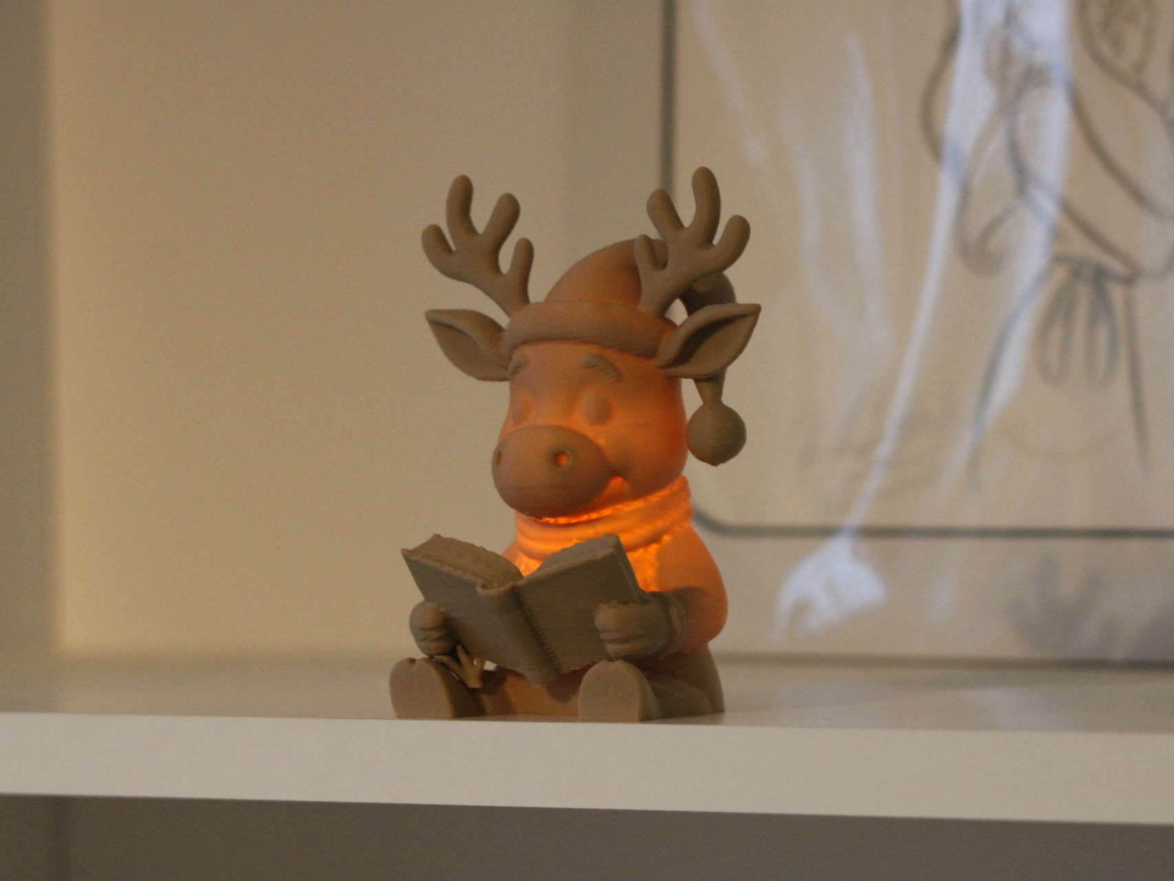 Reading Reindeer Rudolph Tealight <30 grams