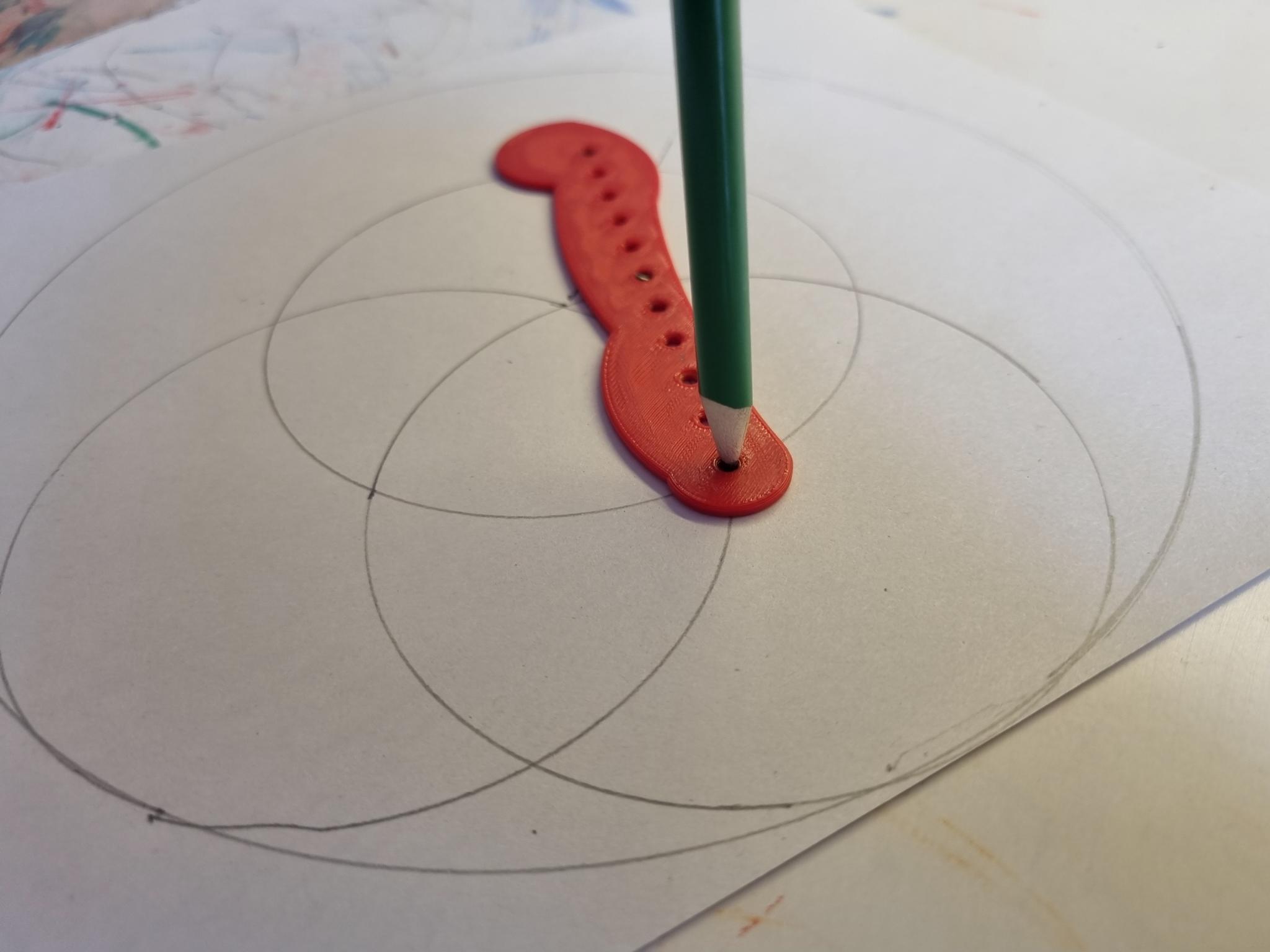 Miniatura 3 do modelo 3D Compas drawing stencil