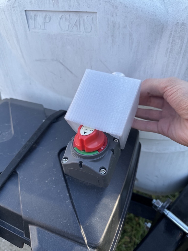RV Battery Disconnect Cover