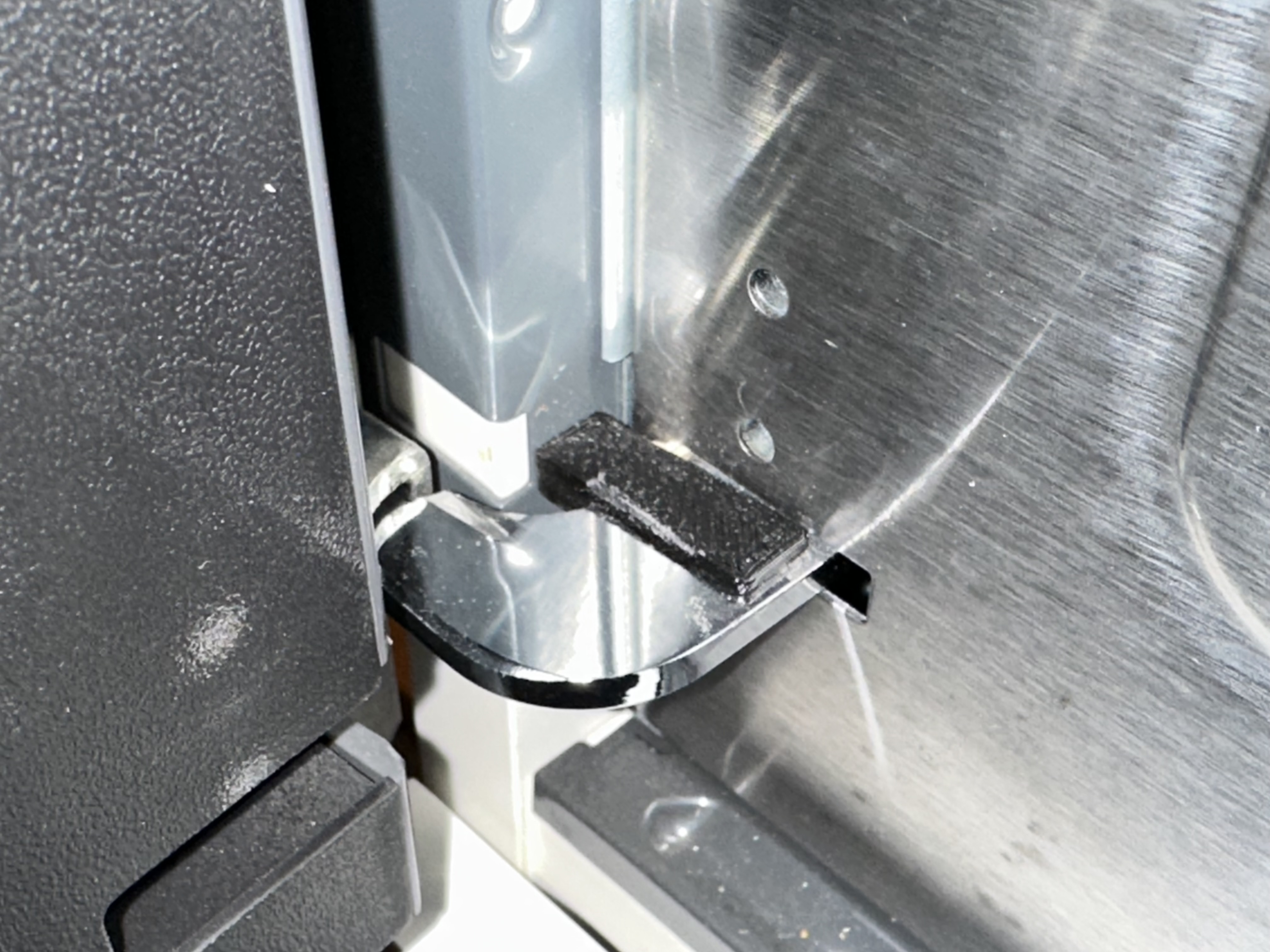 fix for sagging hinge of bosch microwave