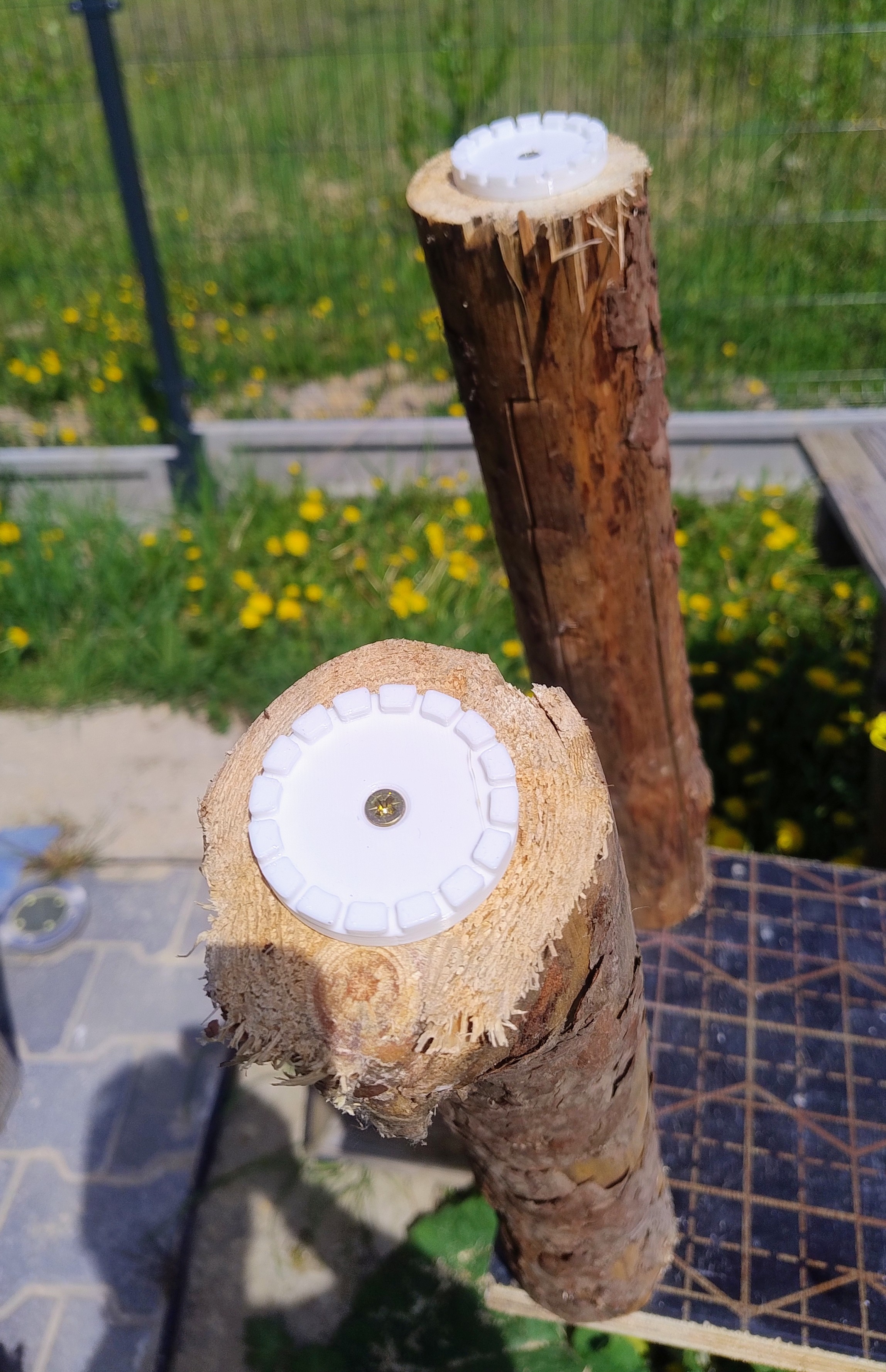 Pad for furniture and posts ver 1. Podkładka do mebli, słupków ver 1.