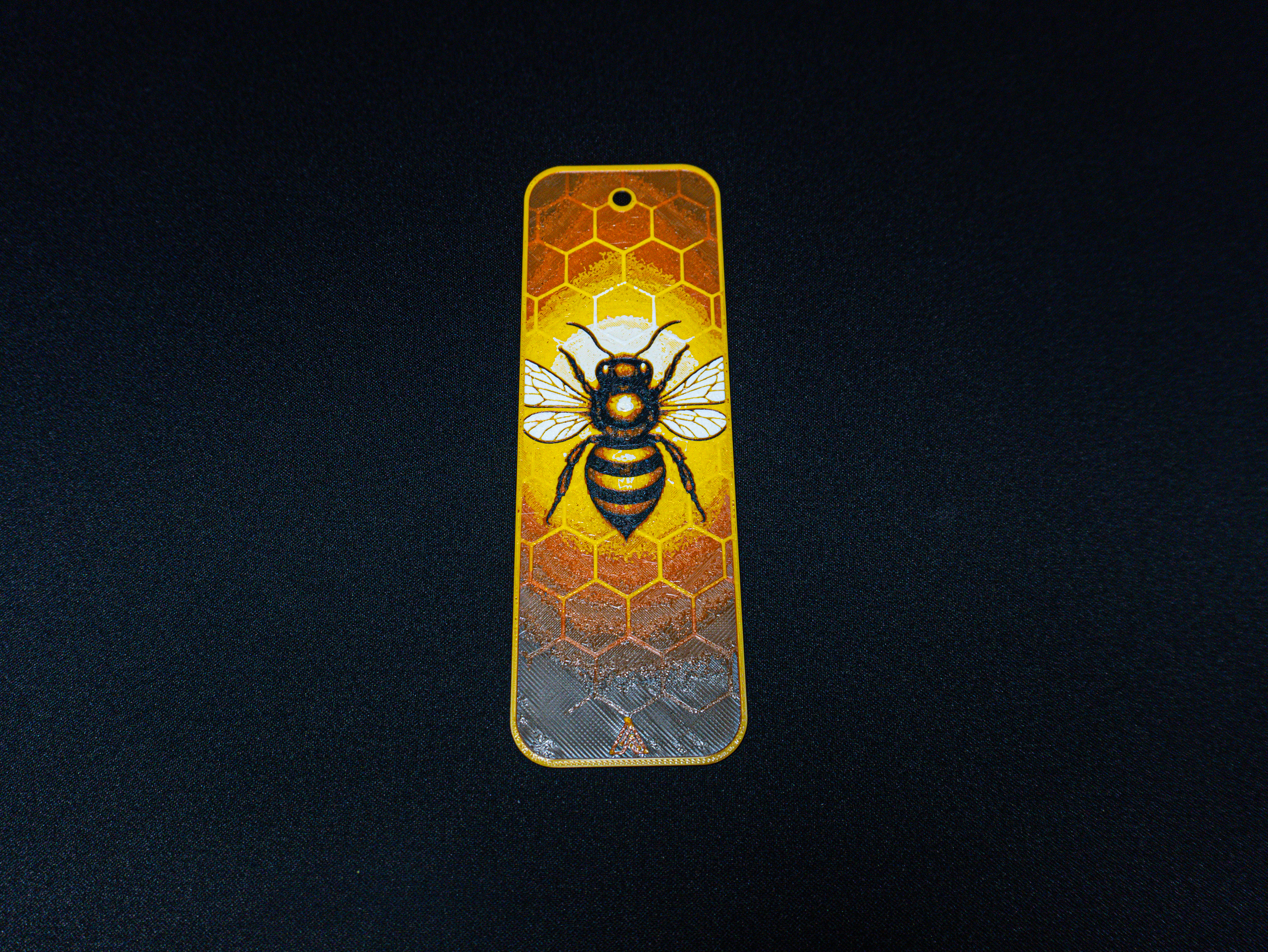 Miniatura 5 do modelo 3D Hueforge Bee Bookmark