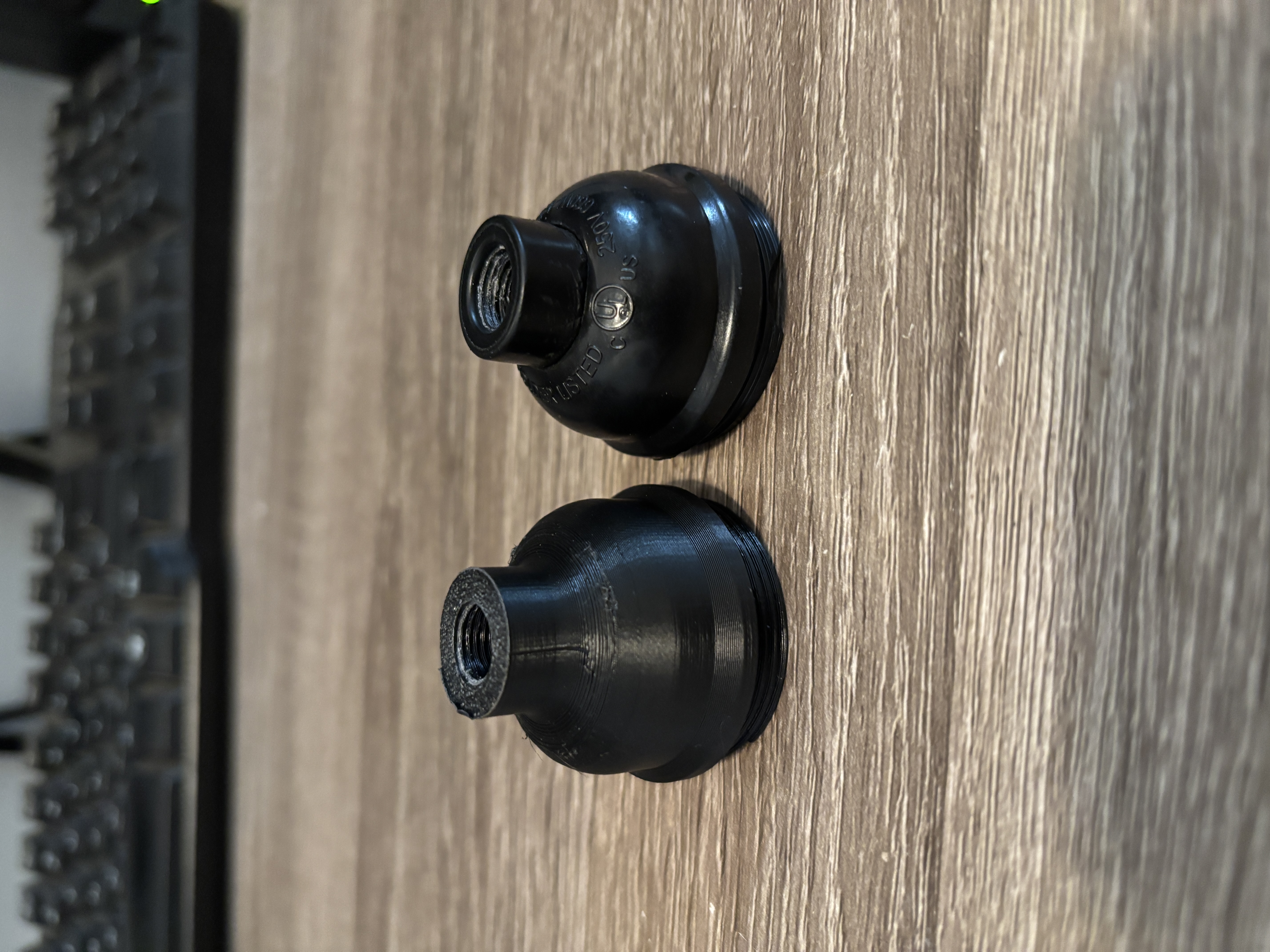 Light Holder Threaded Lamp-holder Backshell for E26 / E27 bulbs