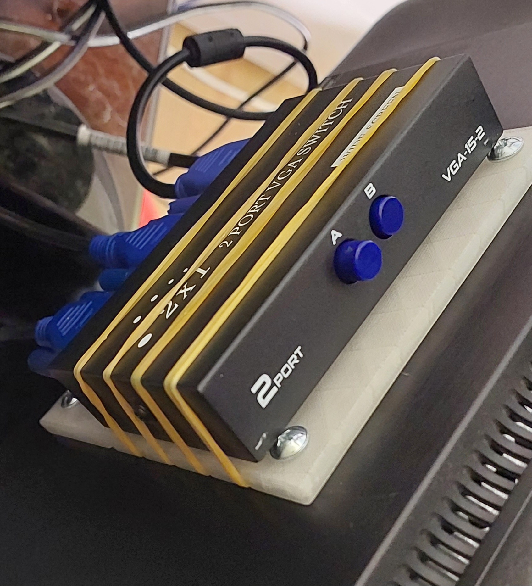 VGA Switch VESA Mount Adapter