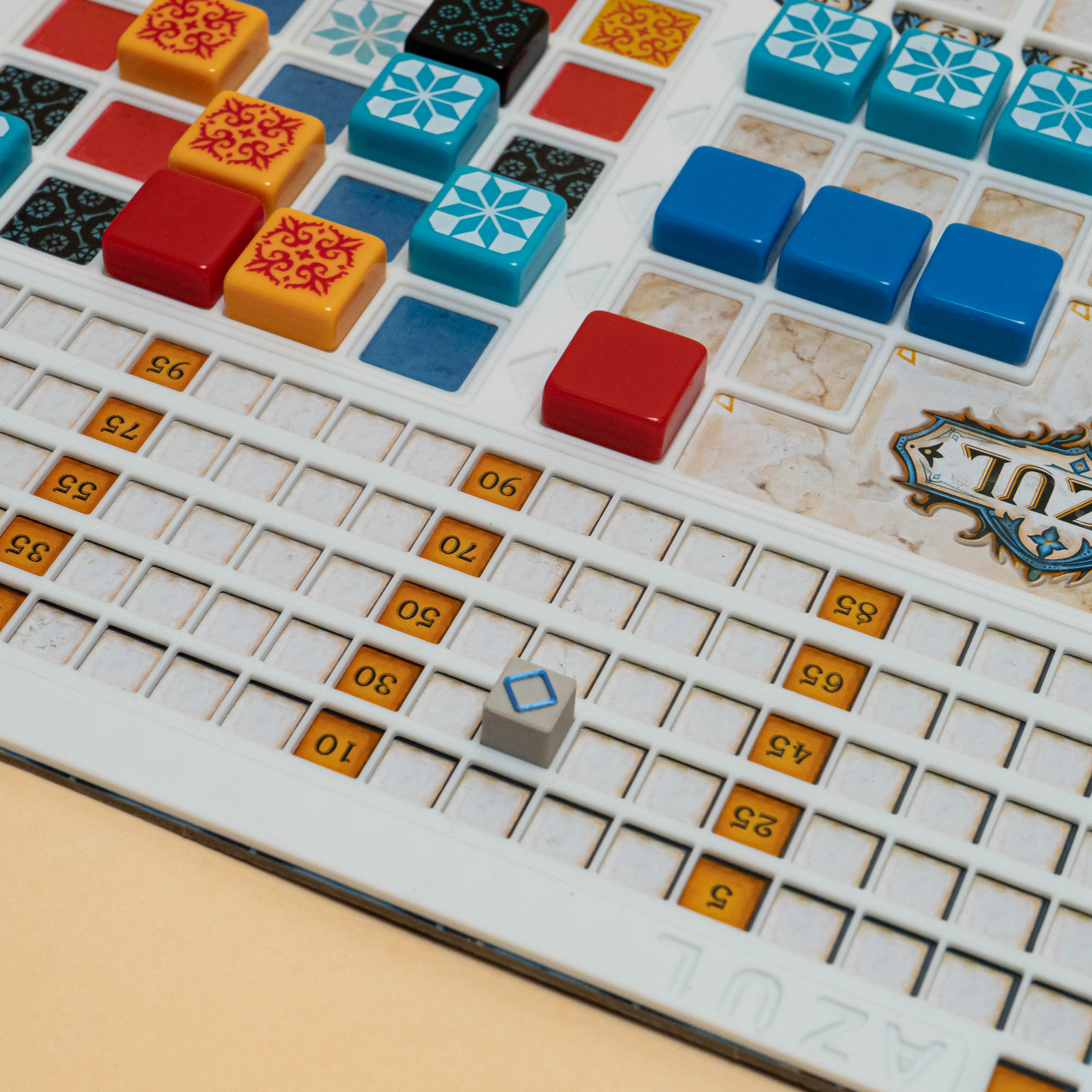 Azul dual-layer player boards