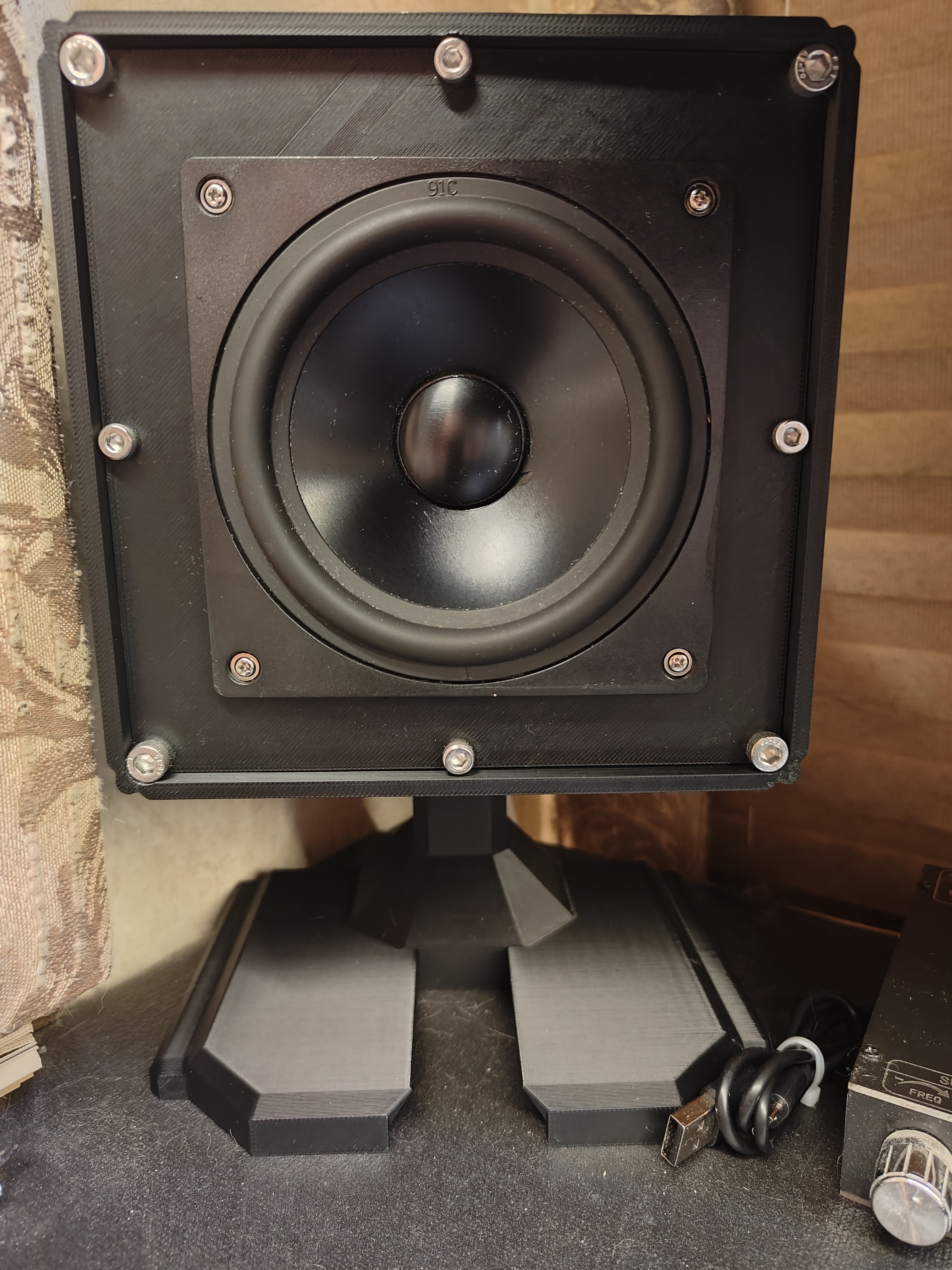 5" +  4" Bookshelf Speaker Housing