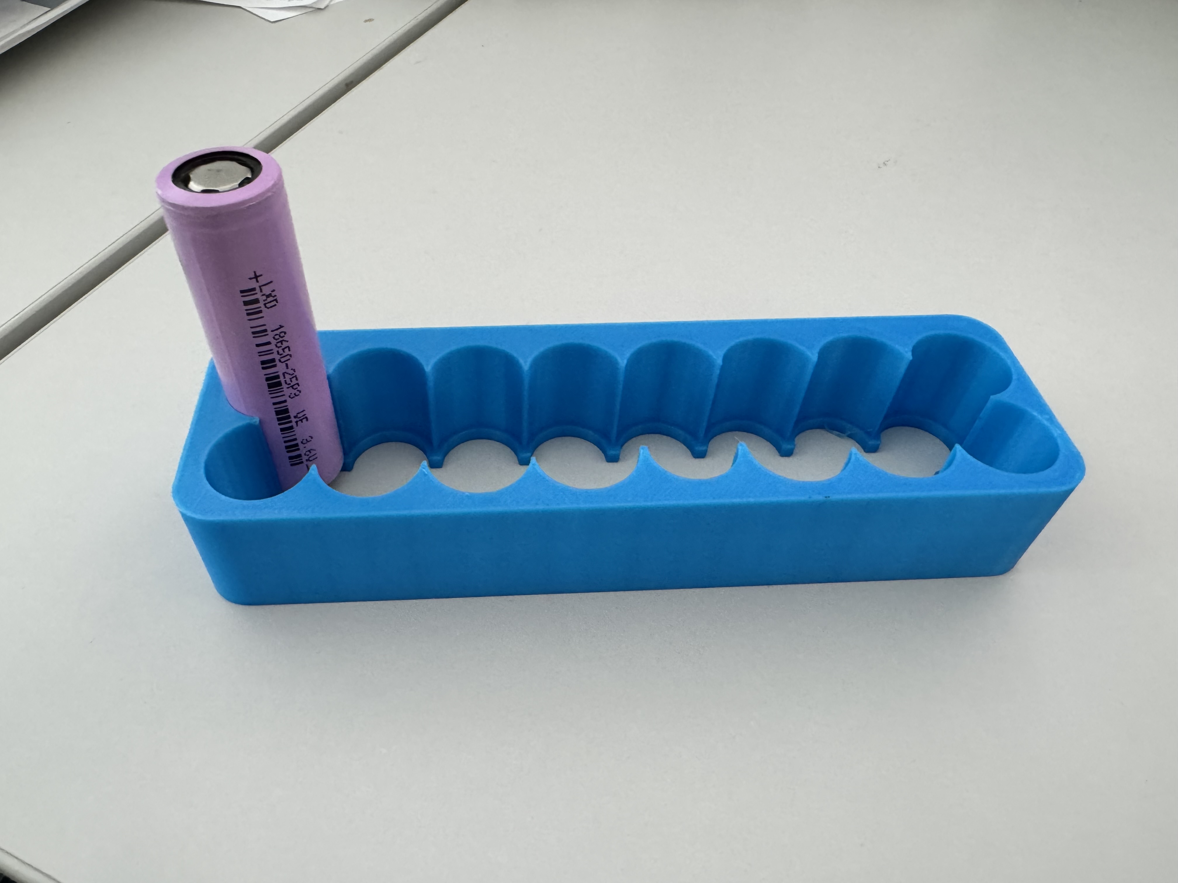 Battery holder 18650