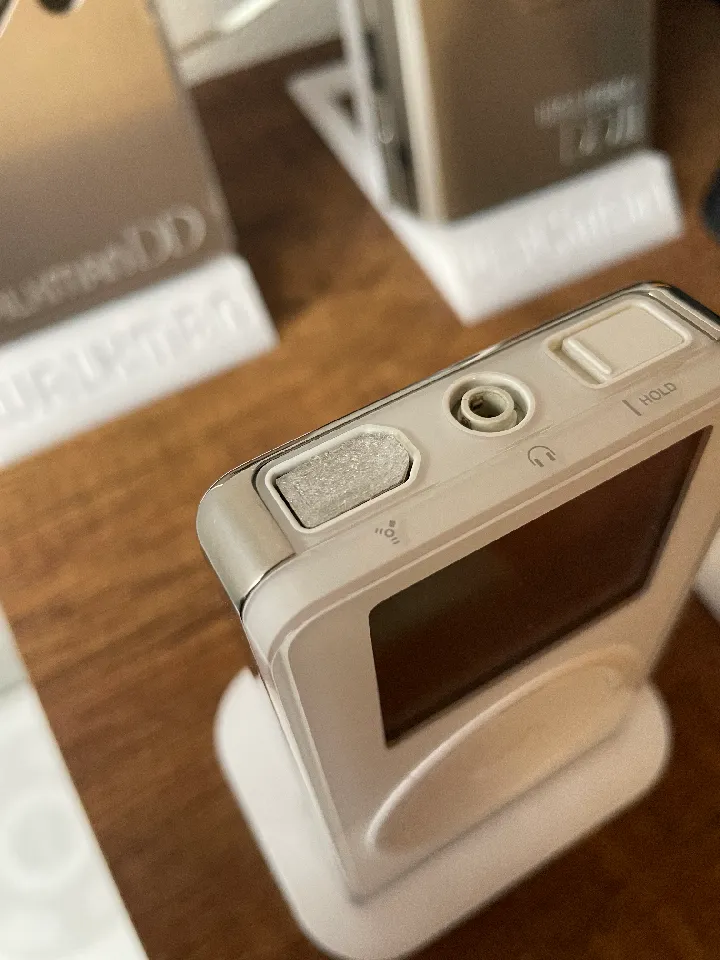 Apple 初代iPod 保護シールとFirewire キャップ Ipod First Gen Firewire Cap by Haggy38 | Download free STL model