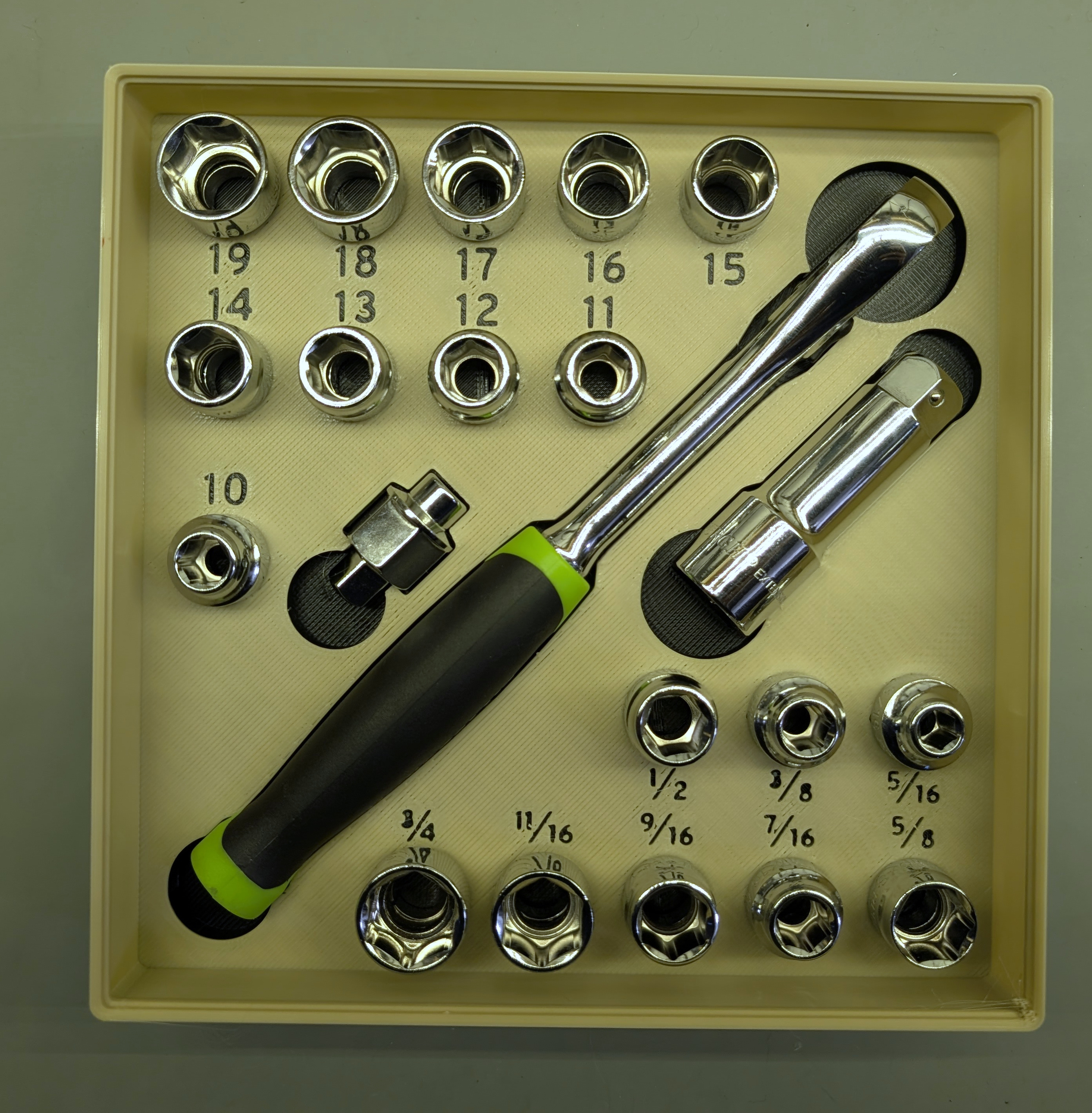 Gridfinity organizer for Harbor Freight Pass-Thru Socket Set