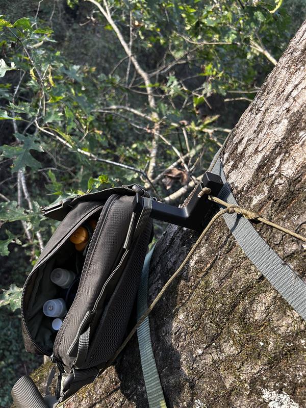 Tree Gear Hook - Paracord