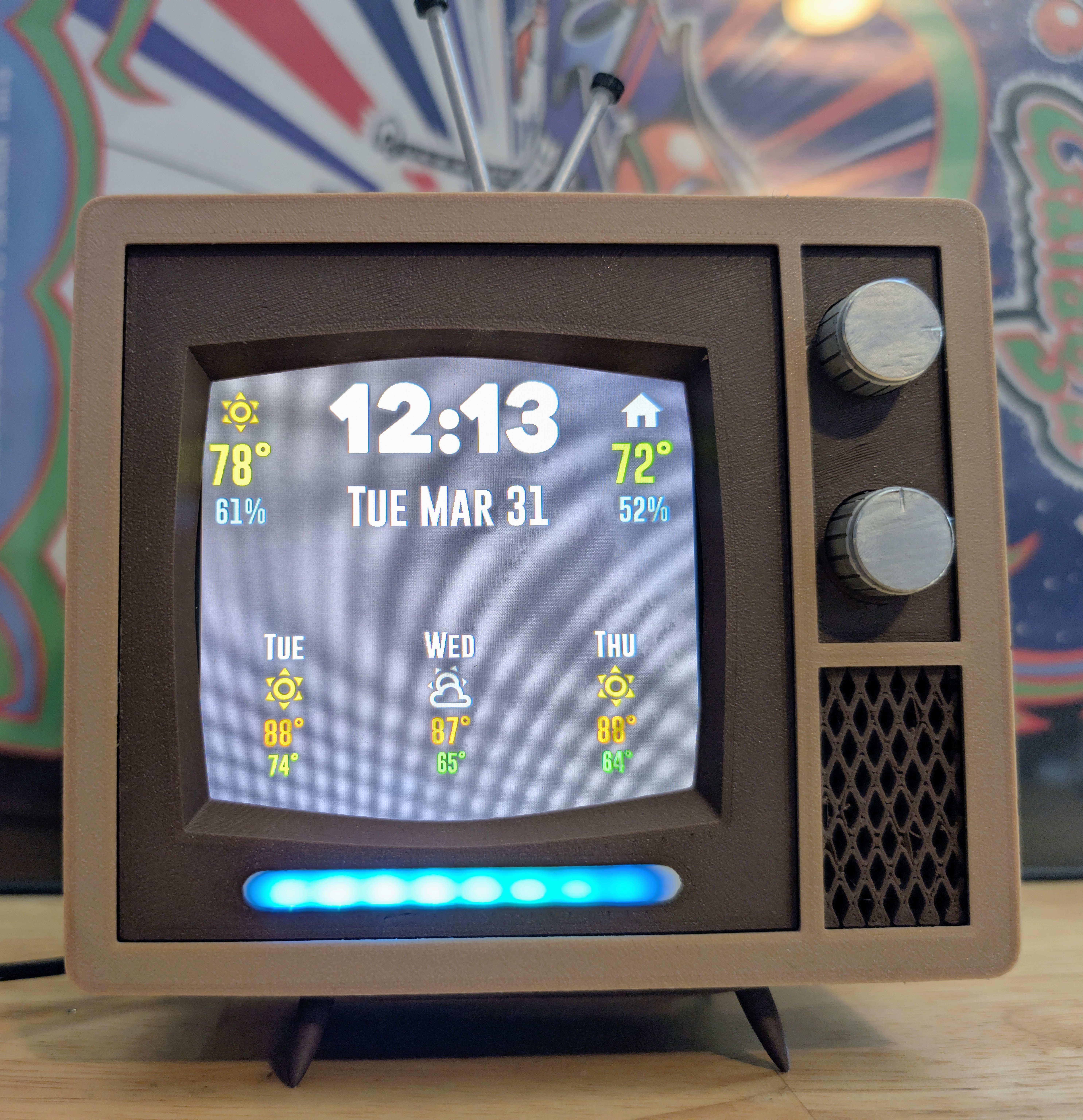 Midcentury modern Guition 480x480 LVGL TV