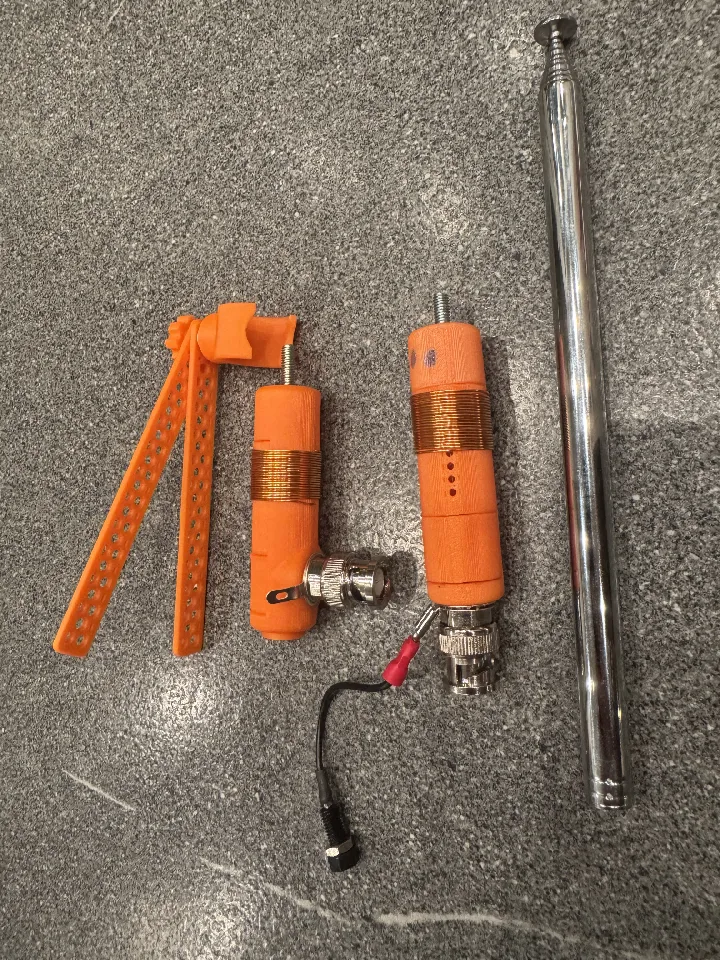 Base-loaded short Vertical Antenna for 20m by cdaller | Download