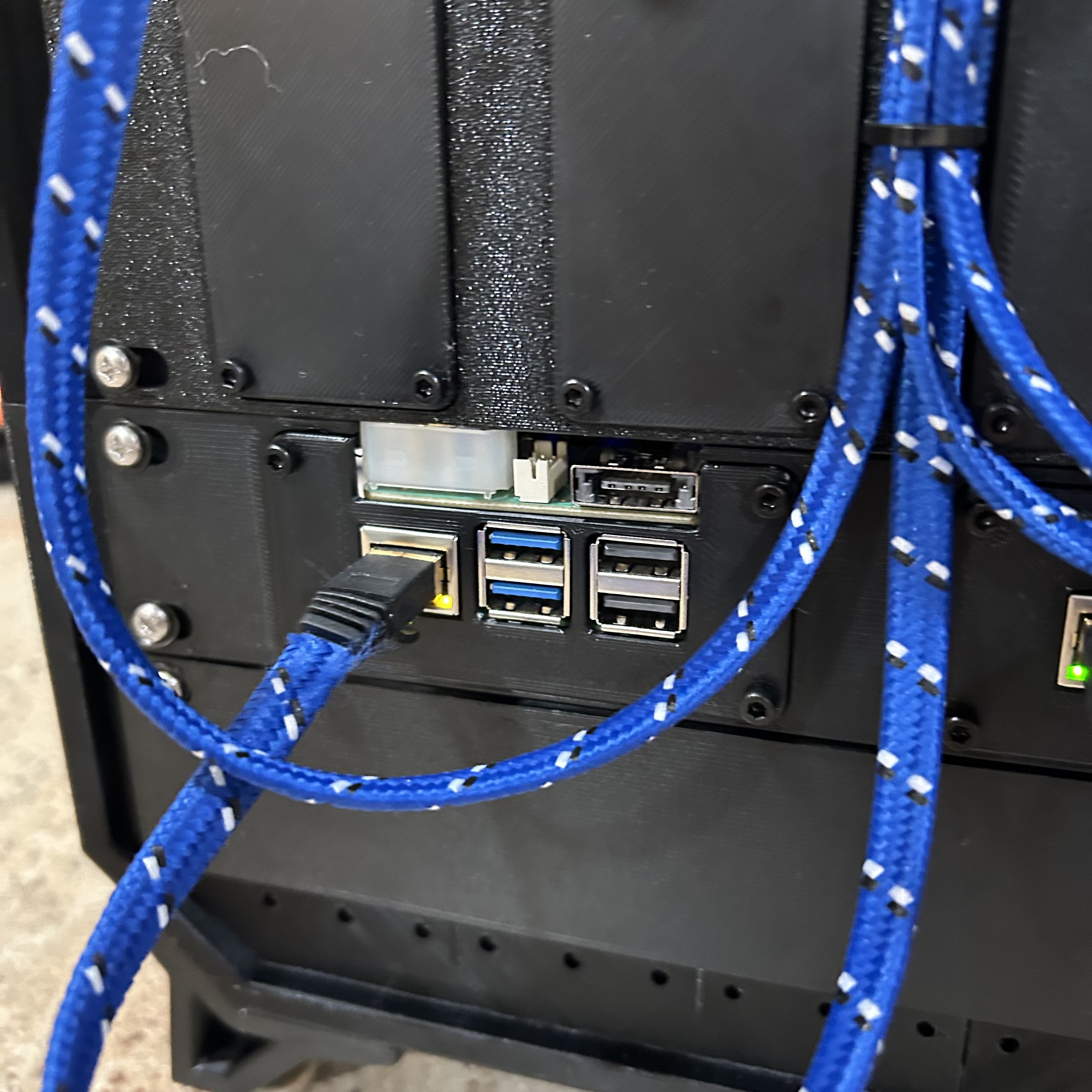Modplates RPI 5 with Radxa SATA Hat