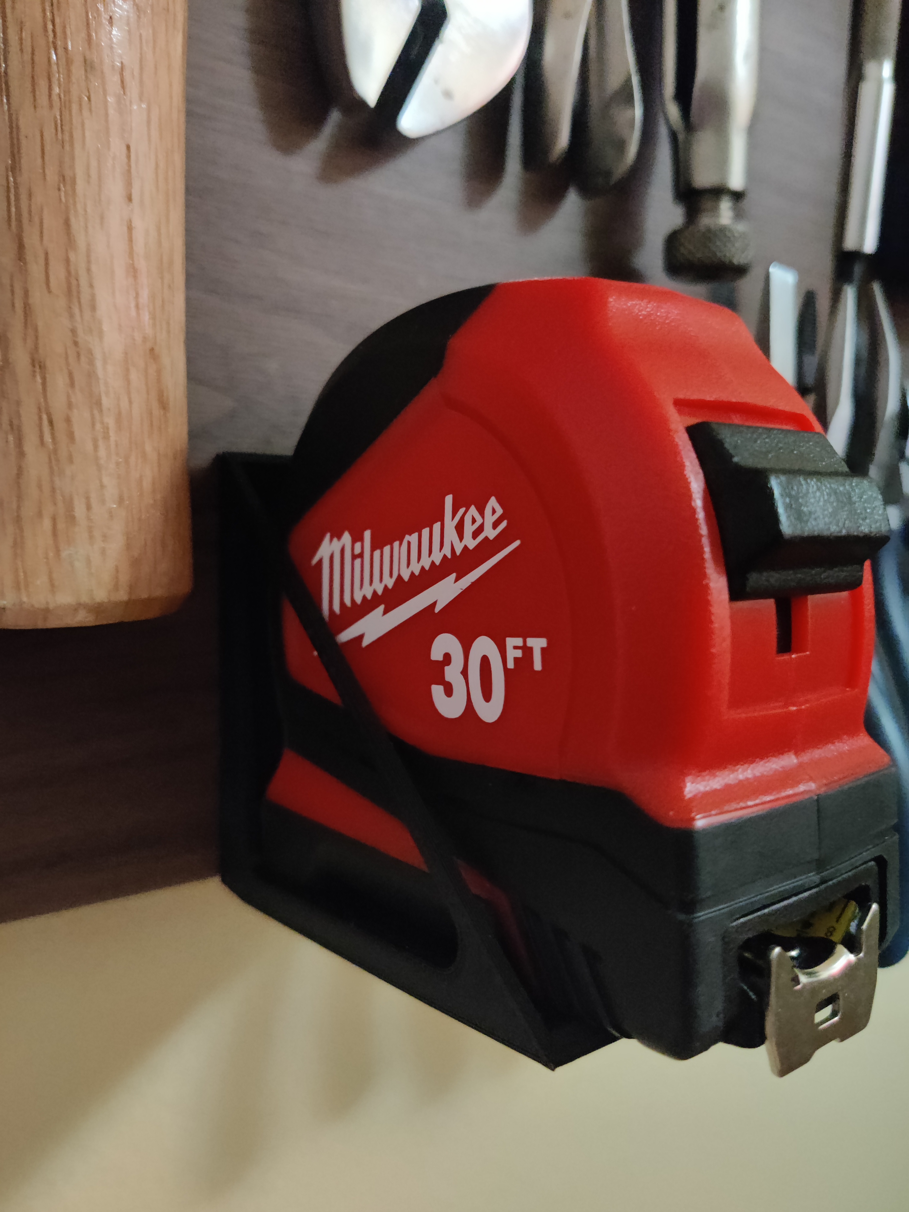 Milwaukee 30FT Tape Measure Screw Mount