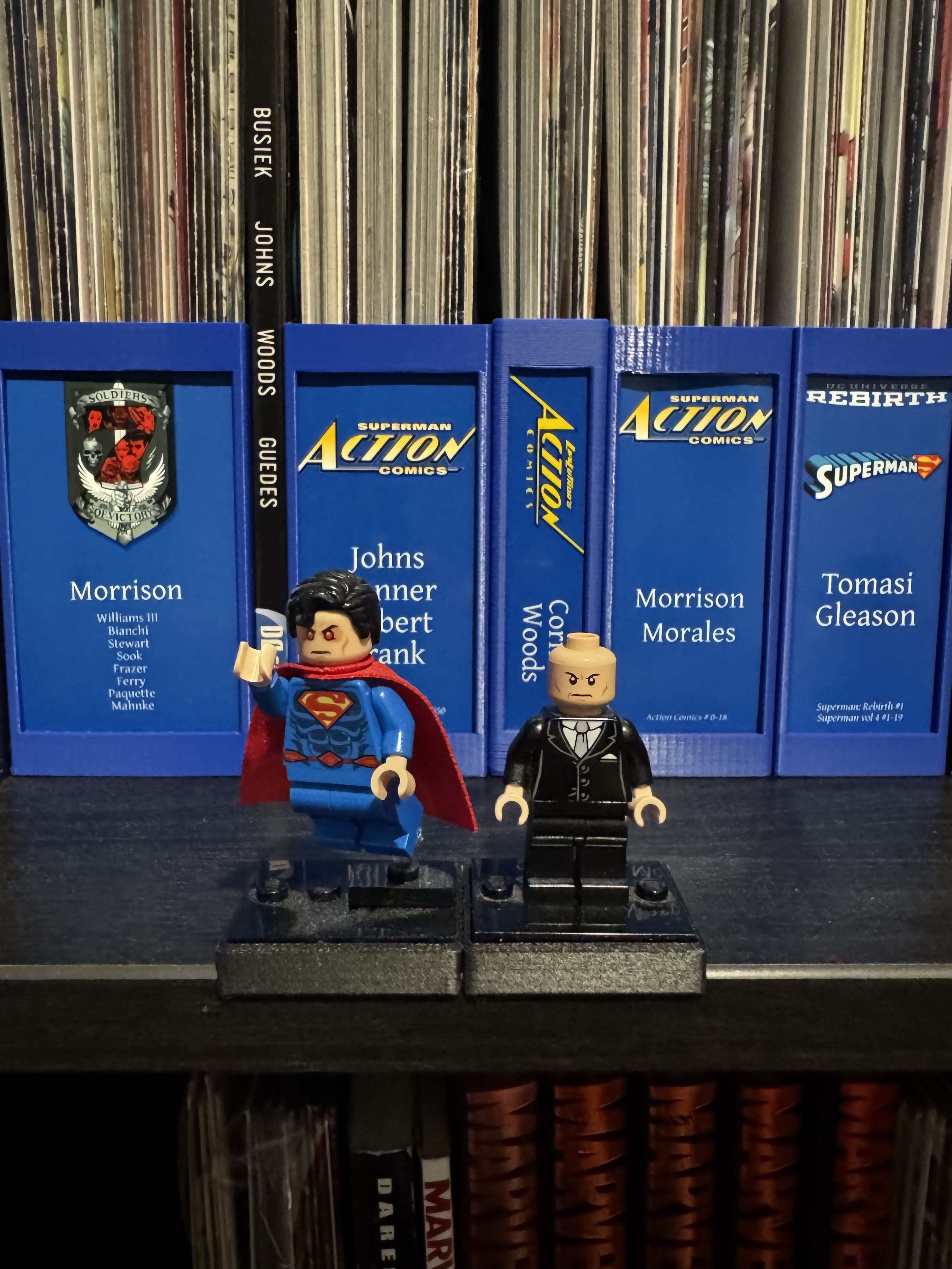 LEGO Minifig Display Base for Edge of Shelf