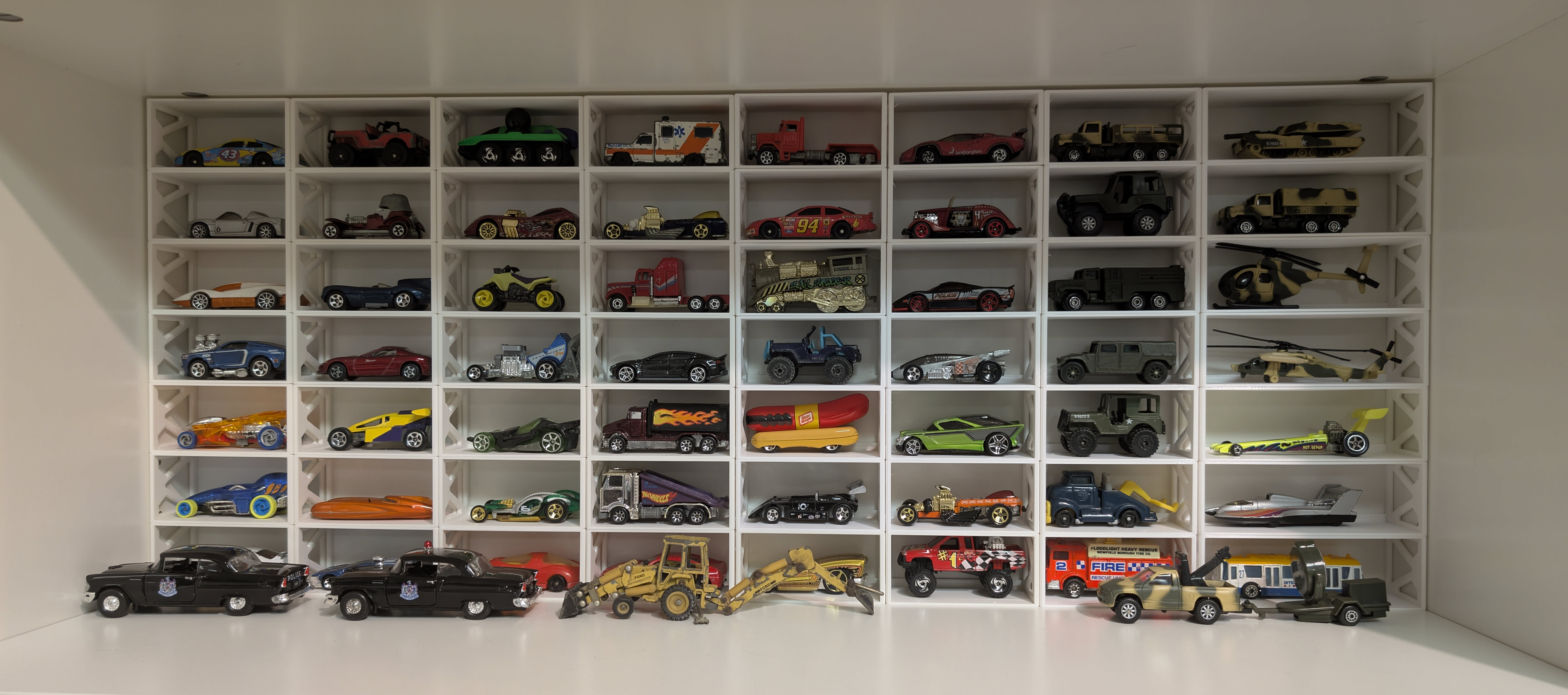 [128mm wide] Hot Wheels/Matchbox Diecast Car Display - Modular