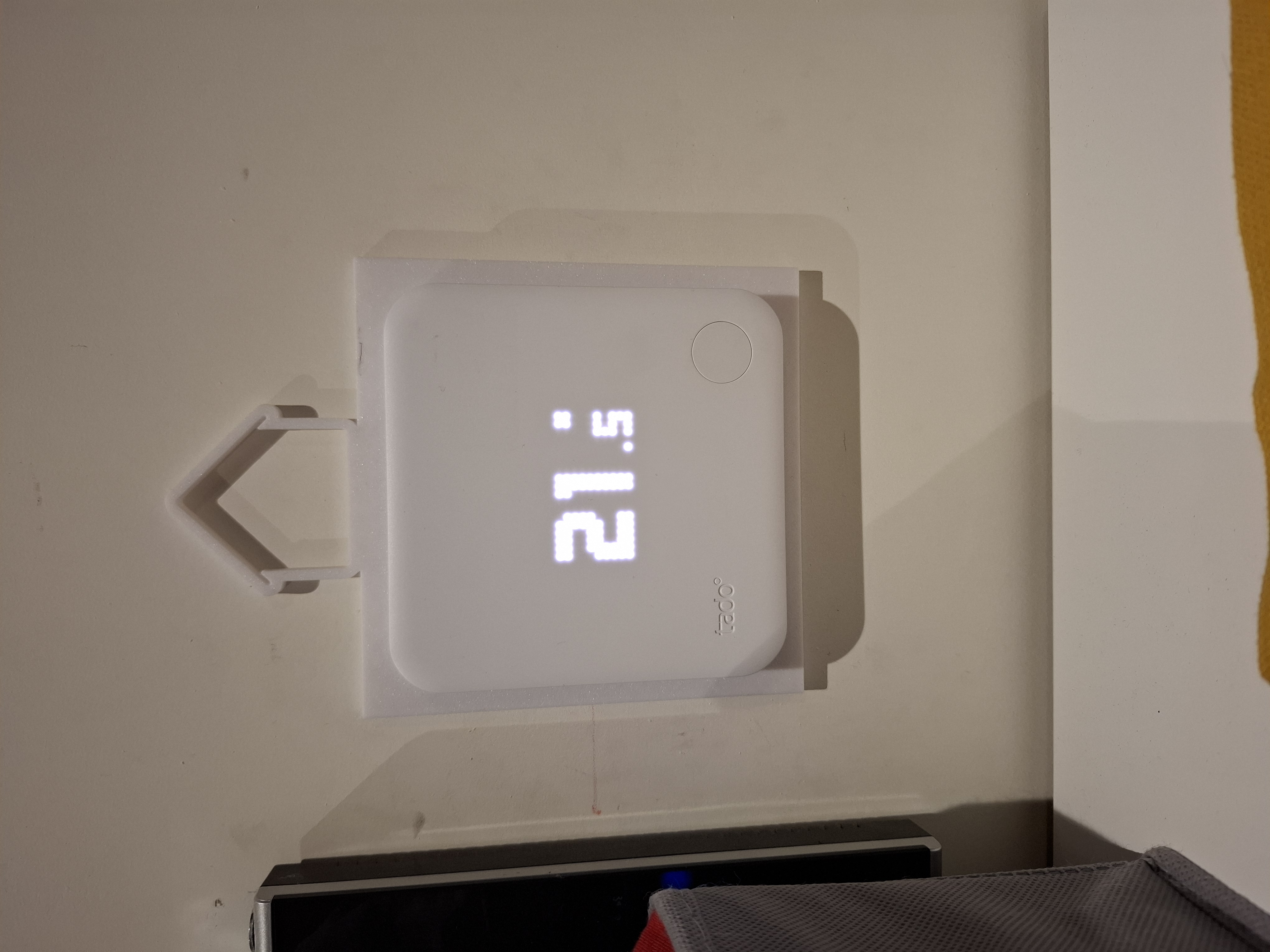 Tado V3 thermostat cover