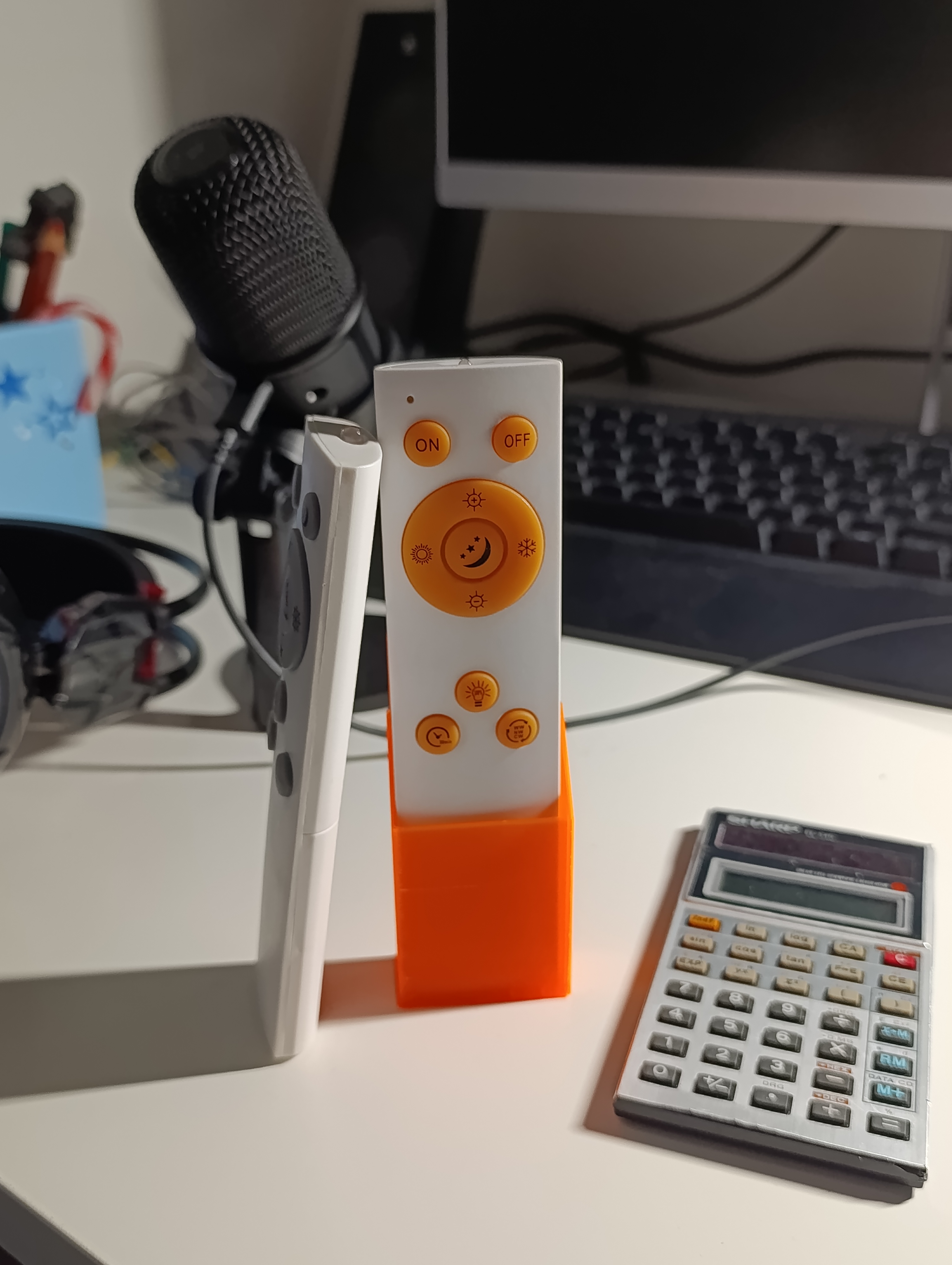 Držák na ovladač/remote control holder