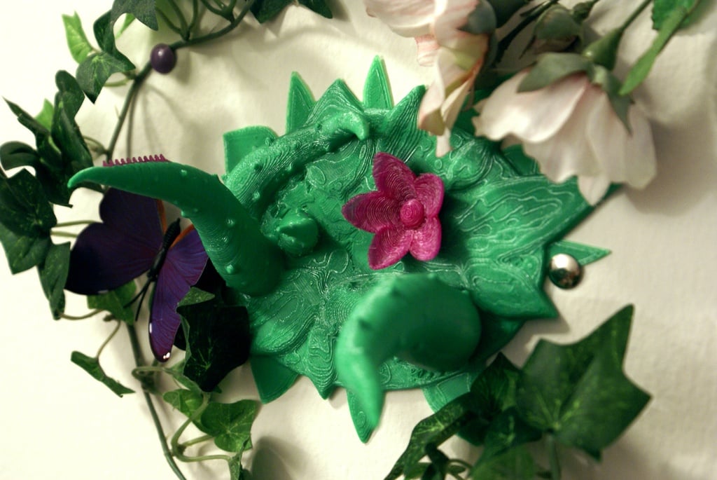 Vine Tape Dispenser 3D model by Bethany Weeks