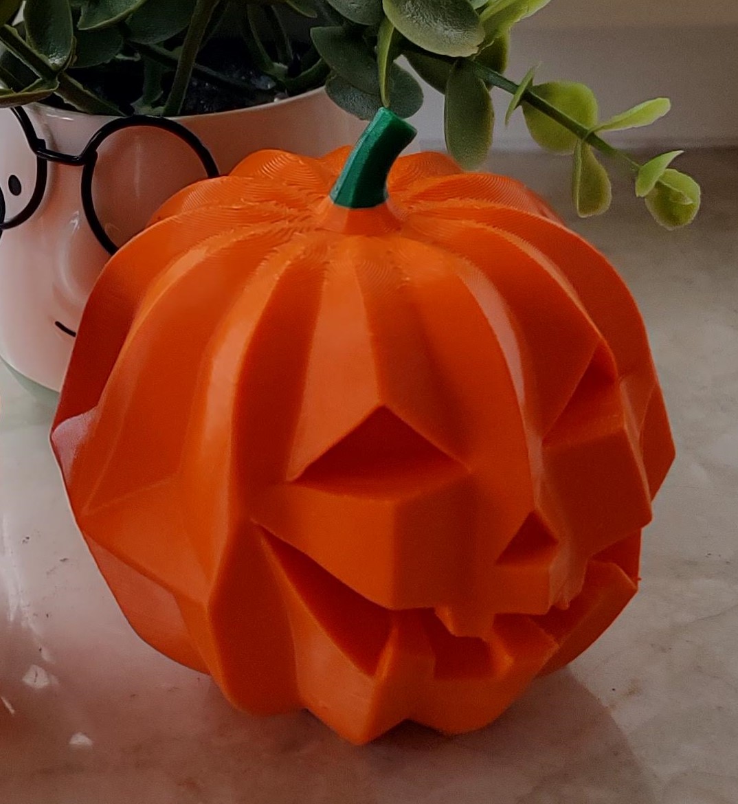 GeoJack – Faceted Halloween Pumpkin