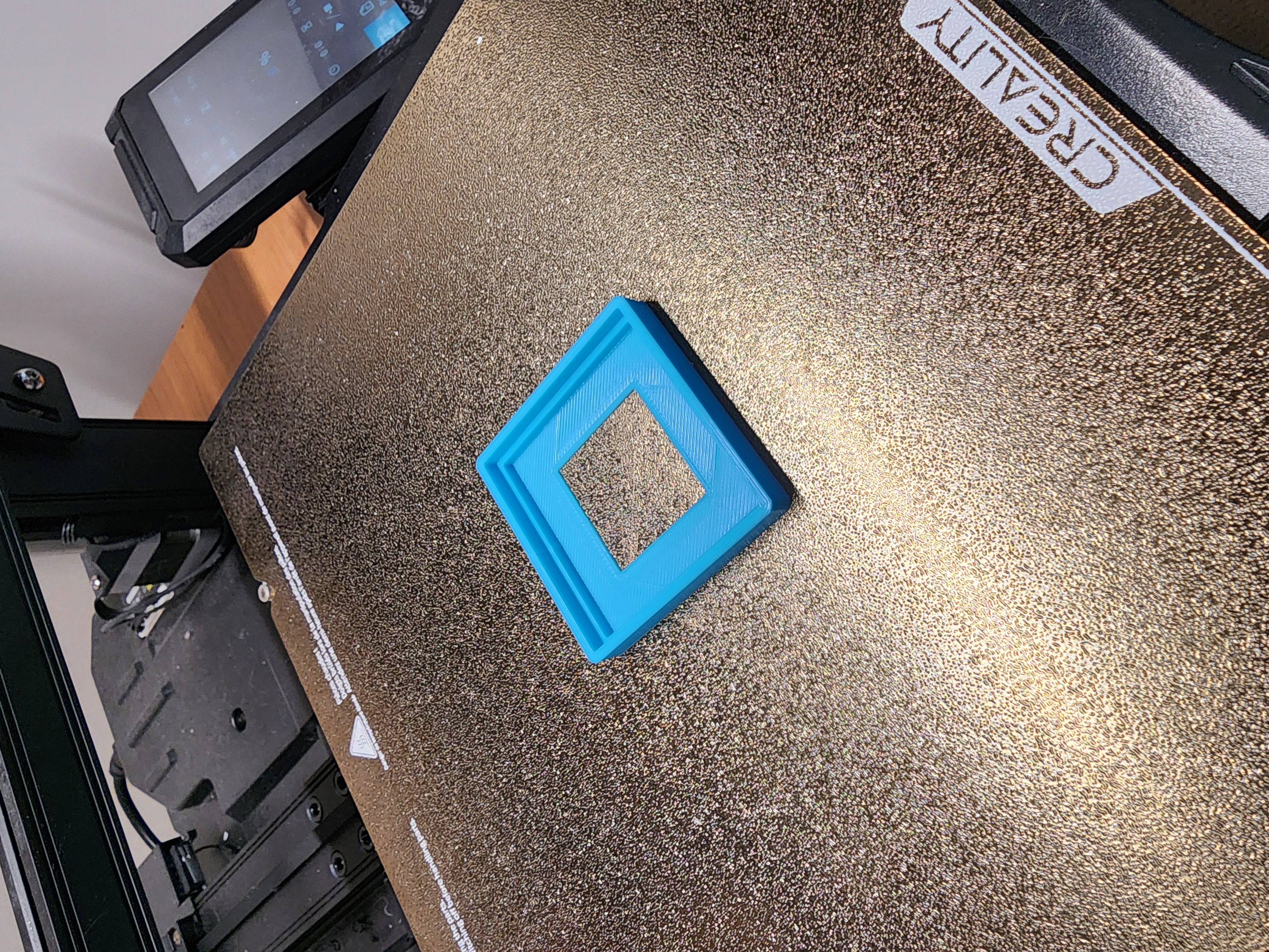 Miniatura 2 do modelo 3D Socket 7 Single CPU Holder