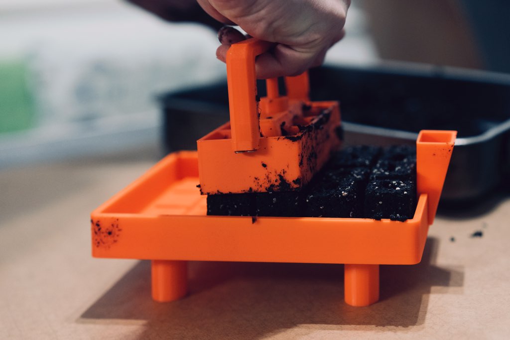 Soil block maker for seeds — miniatura 14