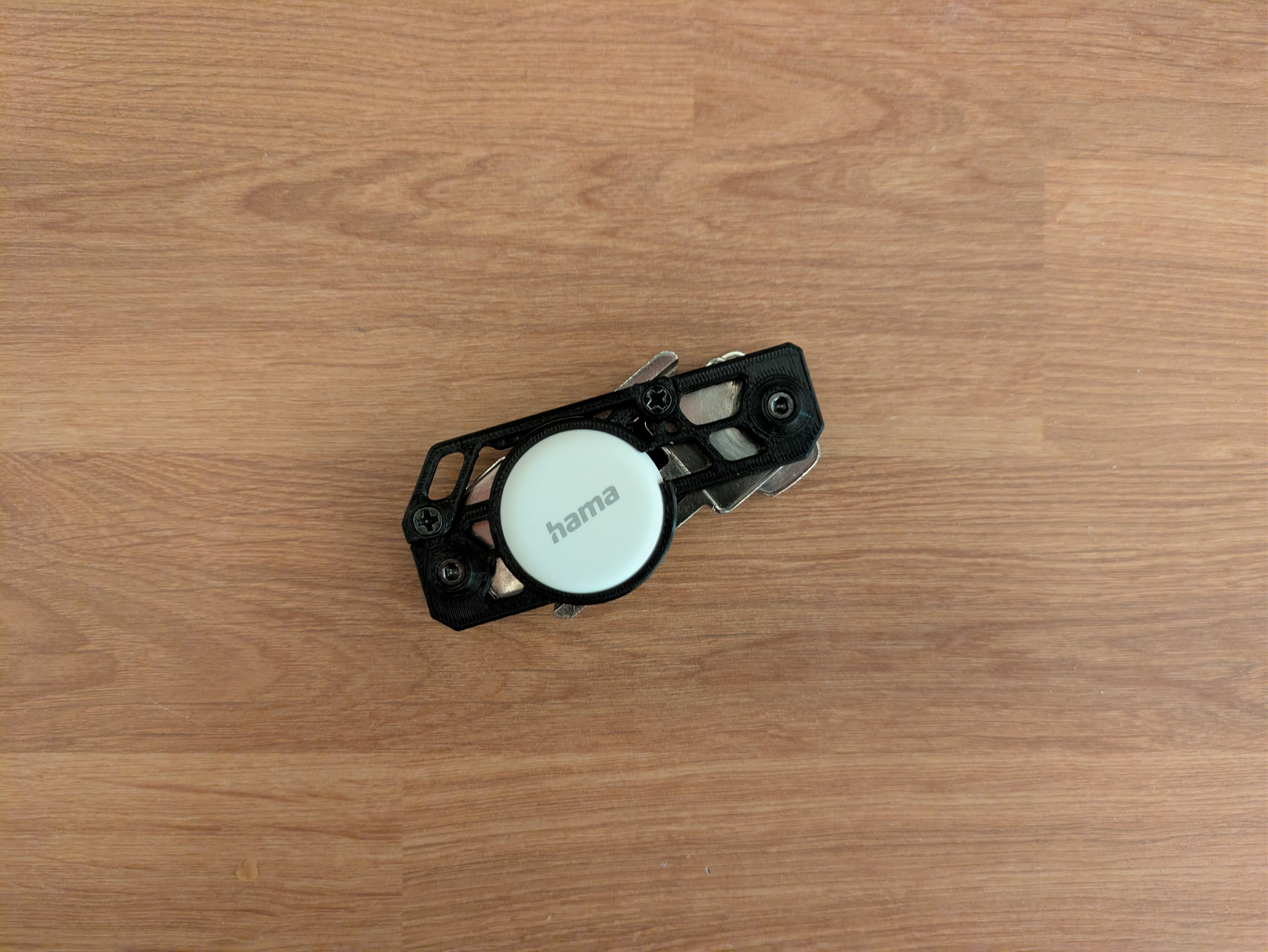 Hama Key Finder | Minimalist Geometric Key Holder