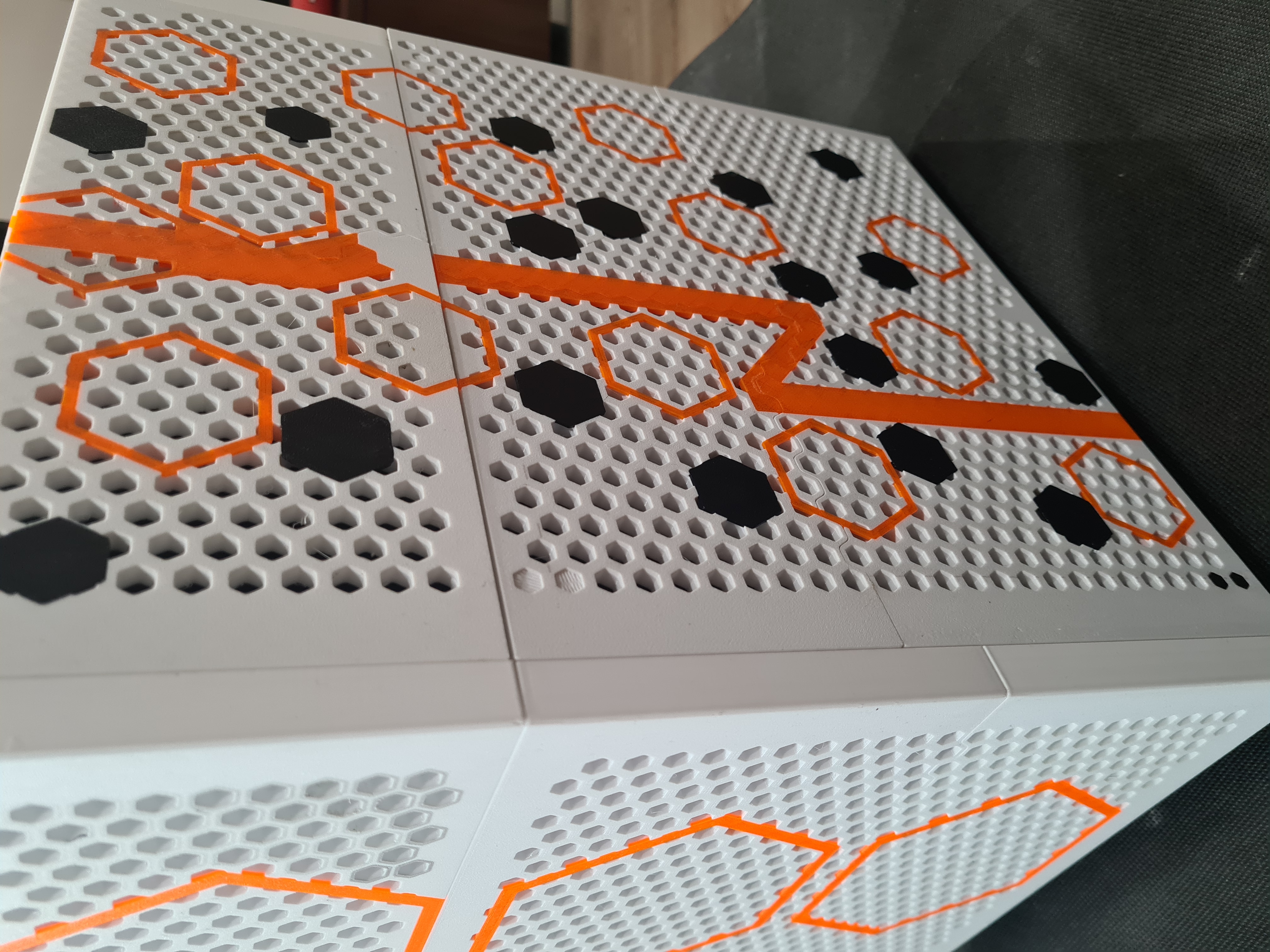 Miniatura 15 do modelo 3D mITX PC "Puzzle" Case