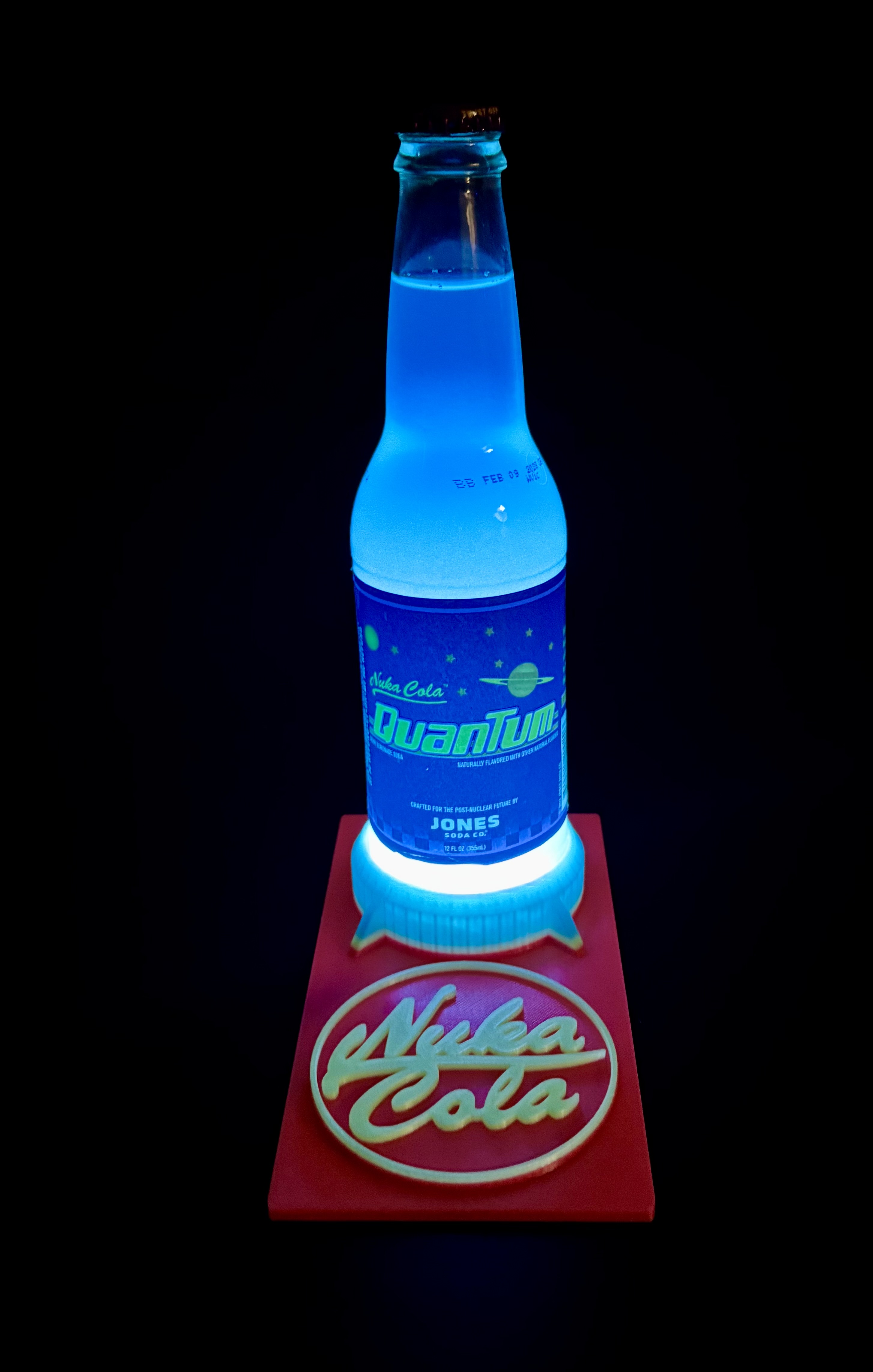 Nuka Cola Quantum Jones Bottle Stand