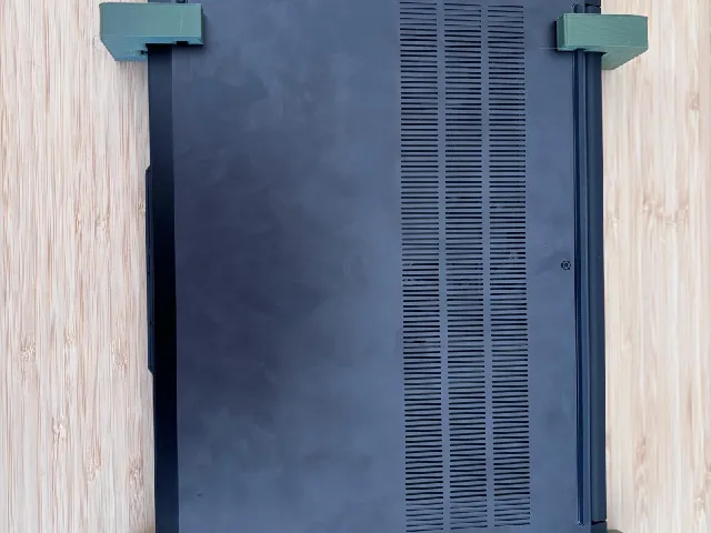 Lenovo ThinkPad E14 wall mount